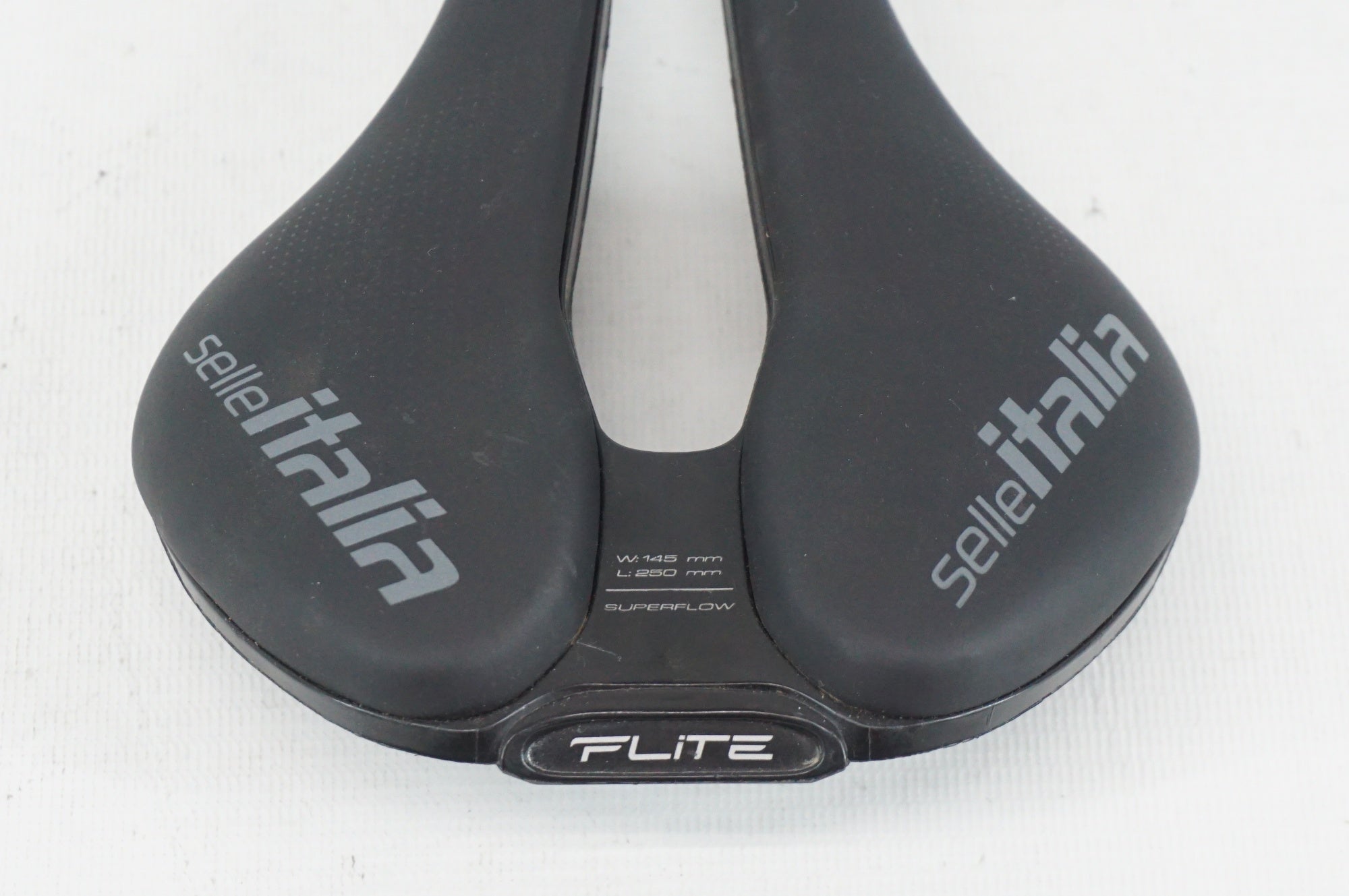 SELLE ITALIA 「セライタリア」 FLITE BOOST サドル / 阪急塚口店