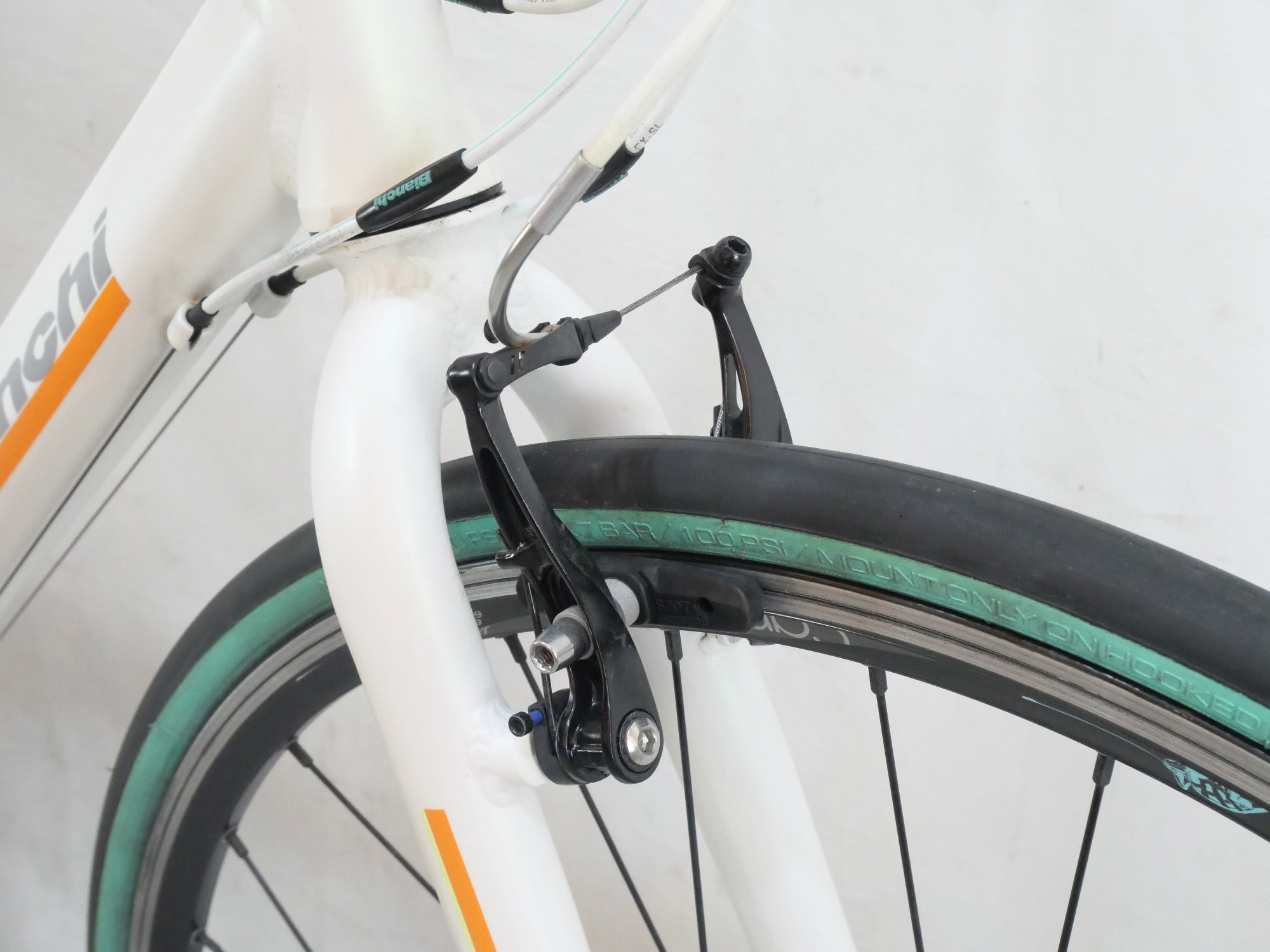 BIANCHI 「ビアンキ」 C-SPORT1 2016年モデル クロスバイク / バイチャリ浦和ベース