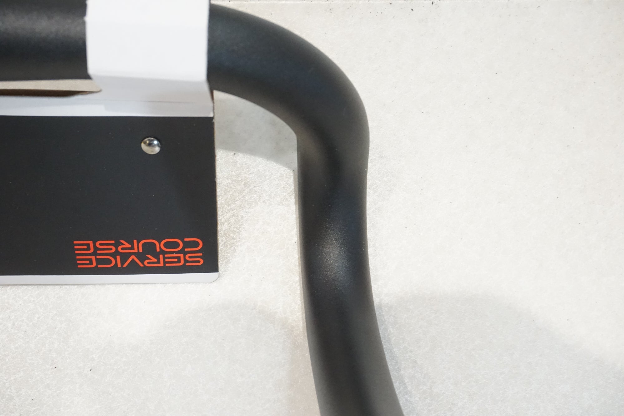 ZIPP 「ジップ」 SERVICE COURSE SL80 φ31.8 420mm ハンドル / 横浜戸塚店