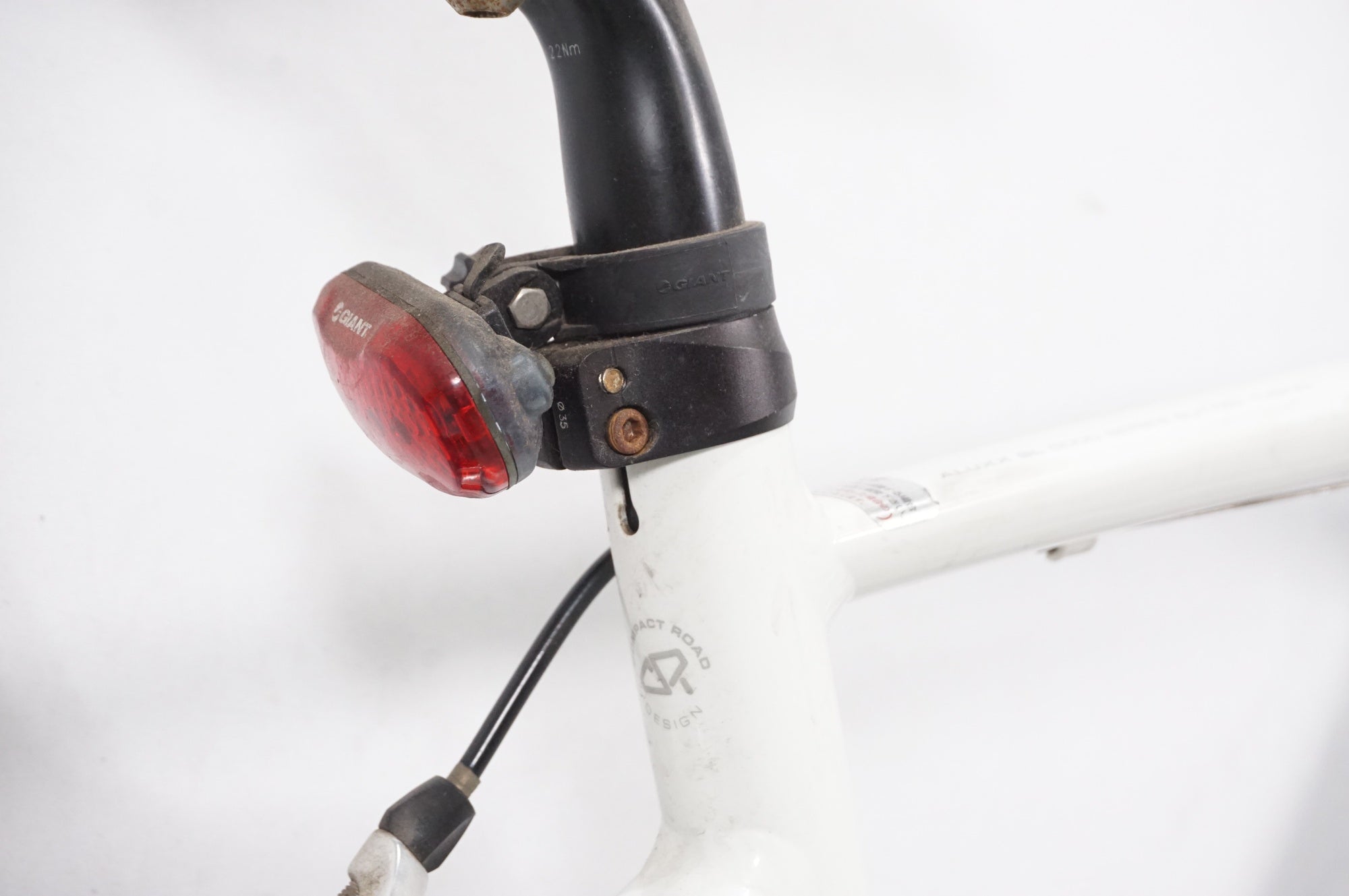 ジャンク GIANT 「ジャイアント」 DEFY3 2010年モデル ロードバイク / AKIBA店