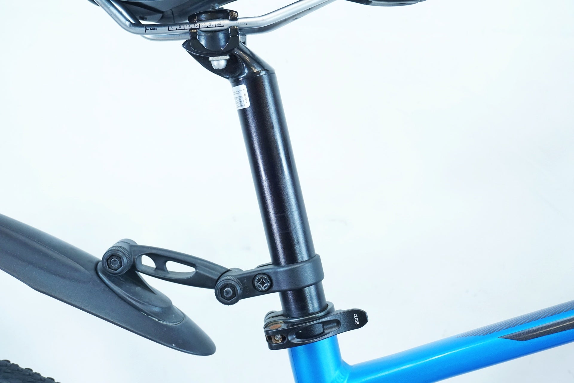 GIANT 「ジャイアント」 ATX 2023年モデル マウンテンバイク / 有明ガーデン店