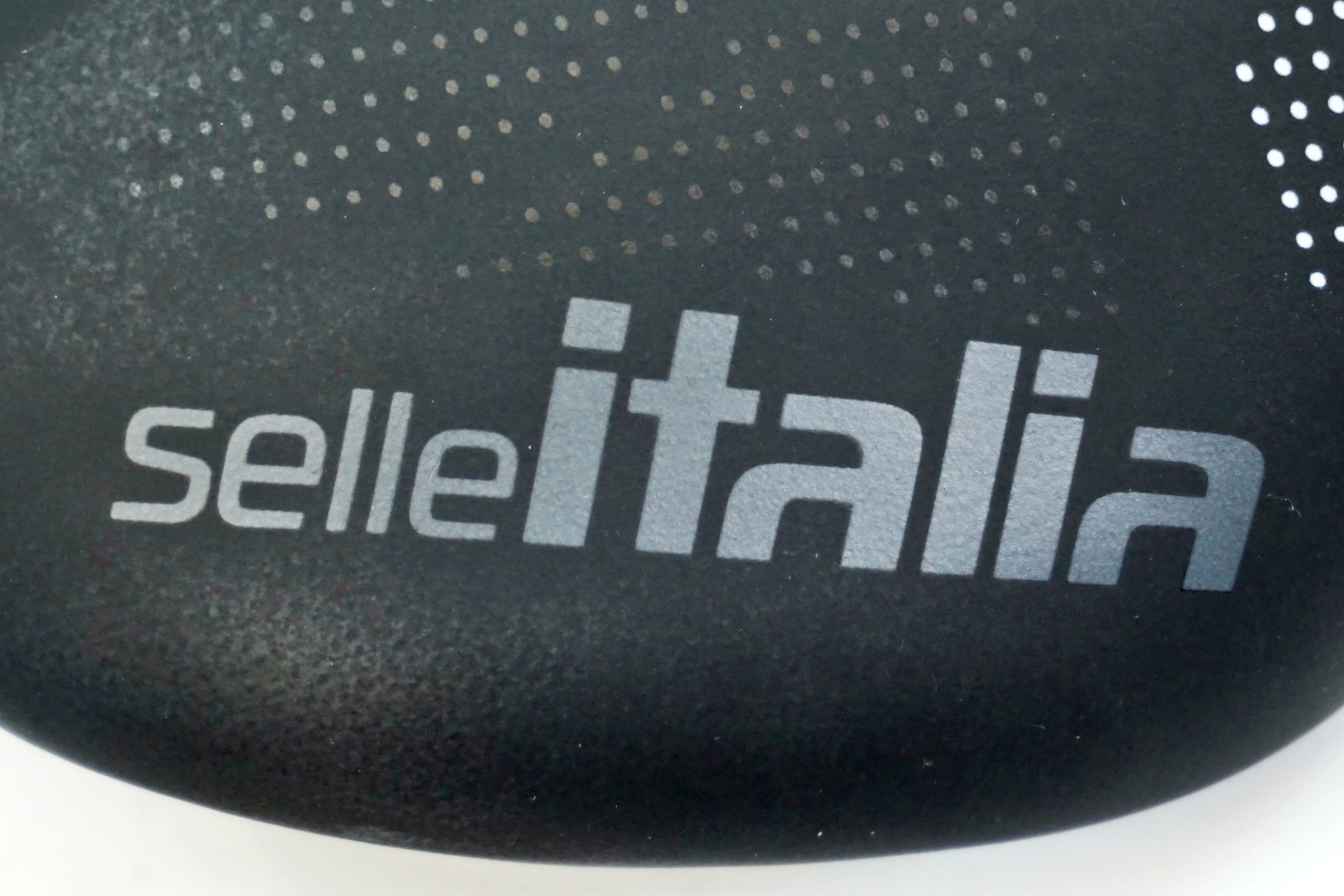 SELLE ITALIA 「セライタリア」 SLR BOOST サドル / 有明ガーデン店