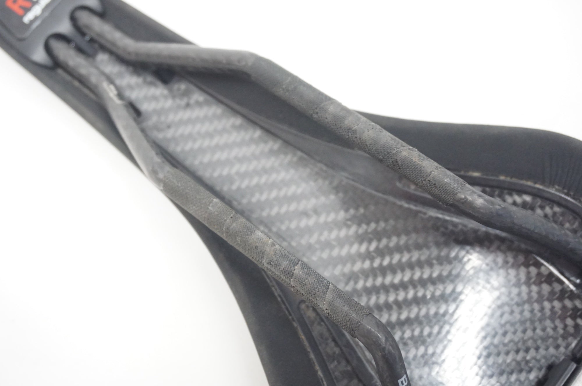 FIZIK 「フィジーク」 ARIONE R1 REGULAR サドル / 福岡店