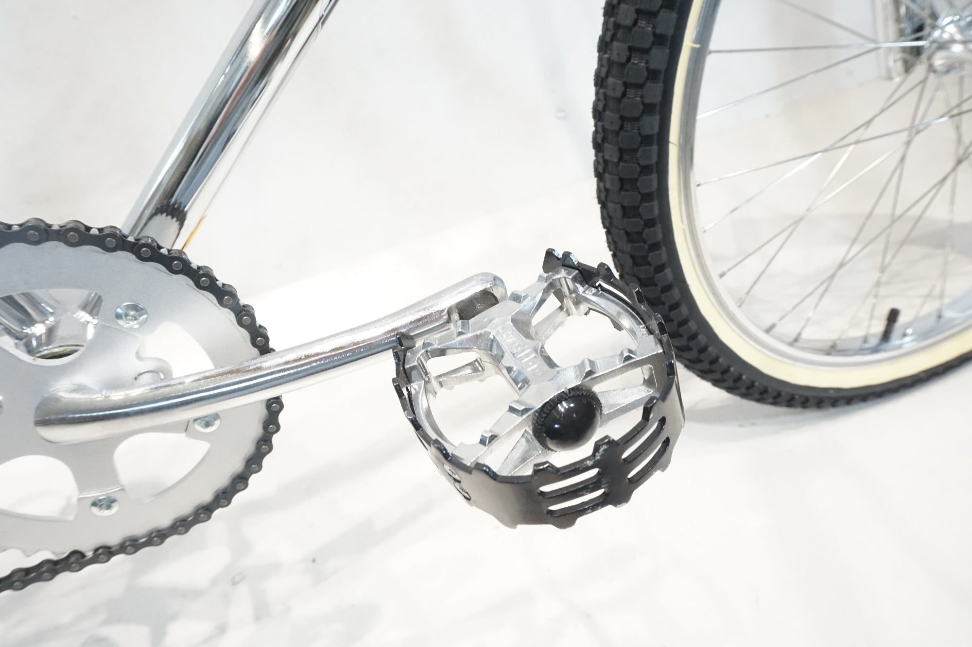 HOW I ROLL 「ハウアイロール」 THE CRUISER 2025年モデル 24インチ BMX / 横浜戸塚店