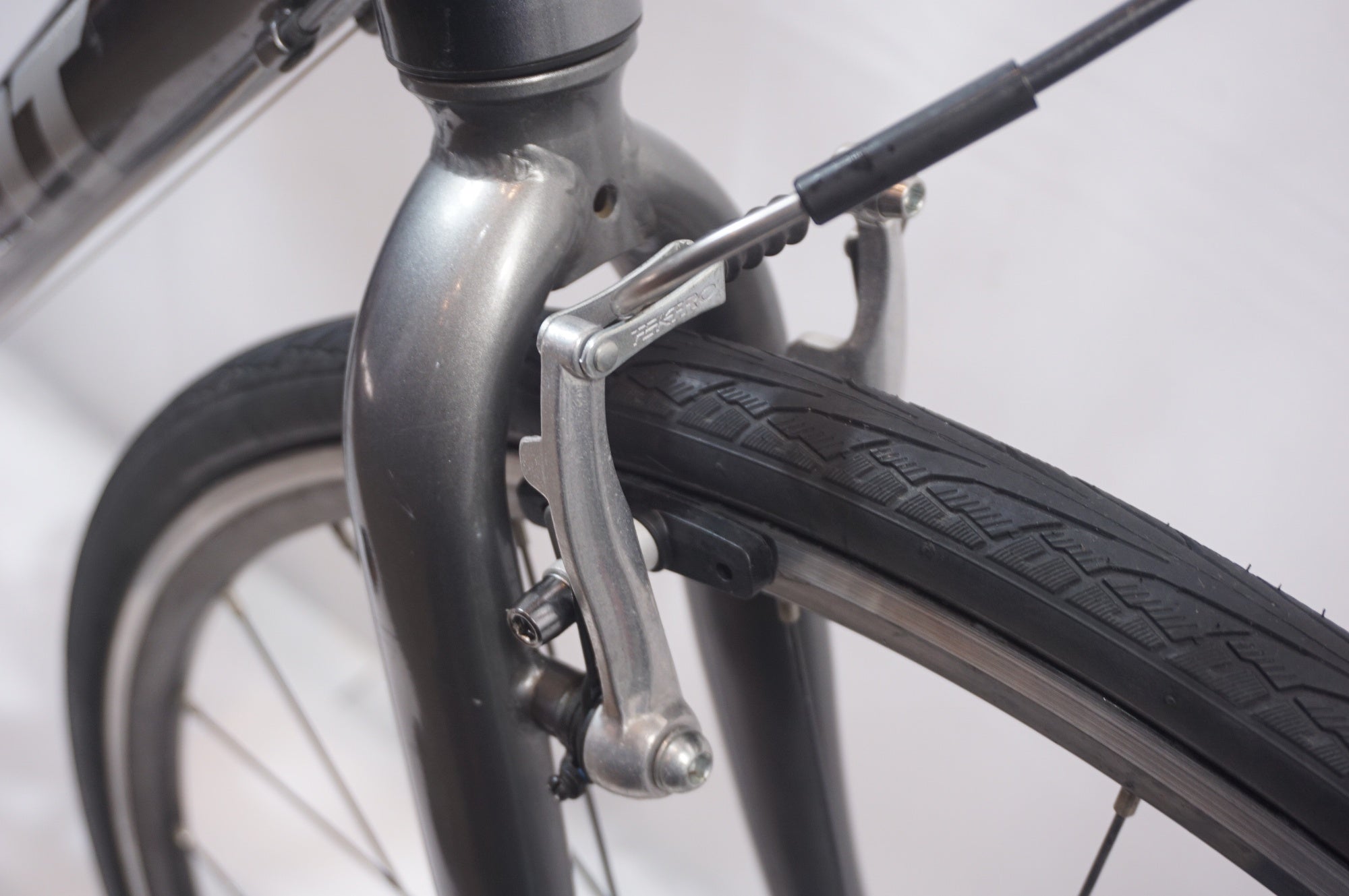 GIANT 「ジャイアント」 ESCAPE R3 2023年モデル クロスバイク / 世田谷店