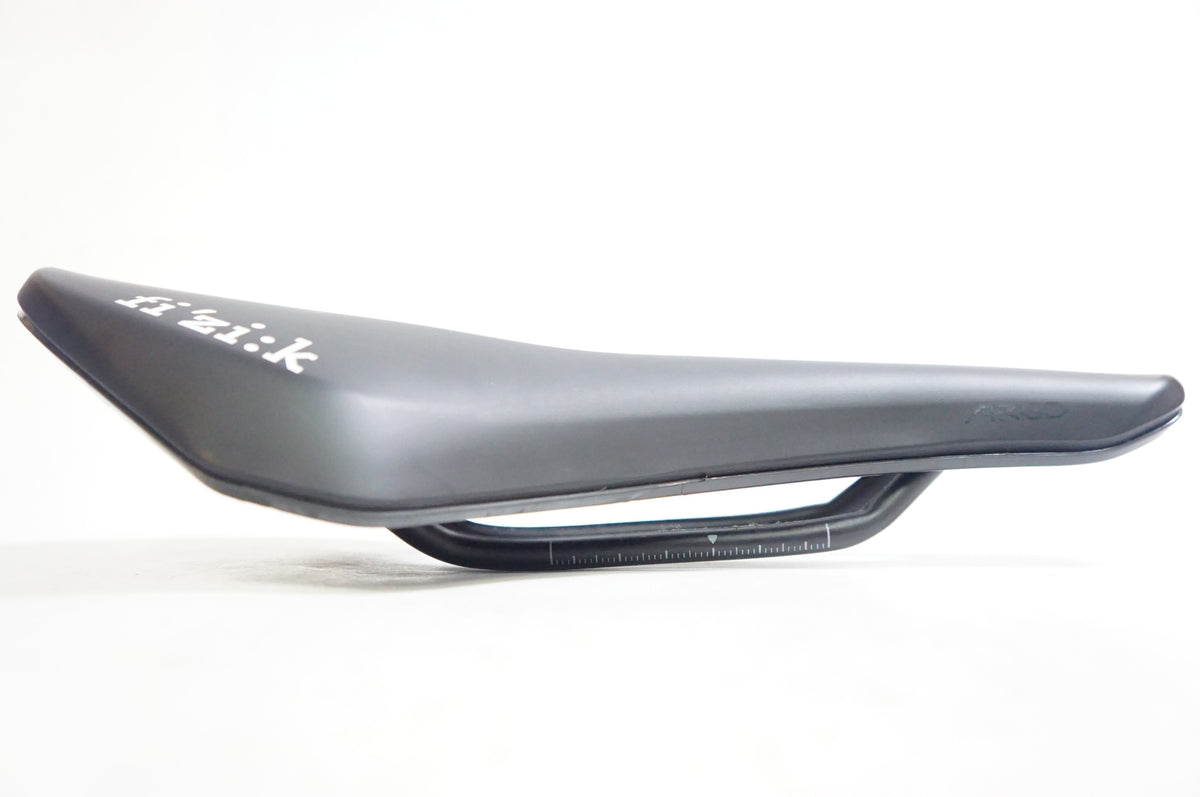 FIZIK 「フィジーク」 ARGO TEMPO R5 サドル / 熊谷本店