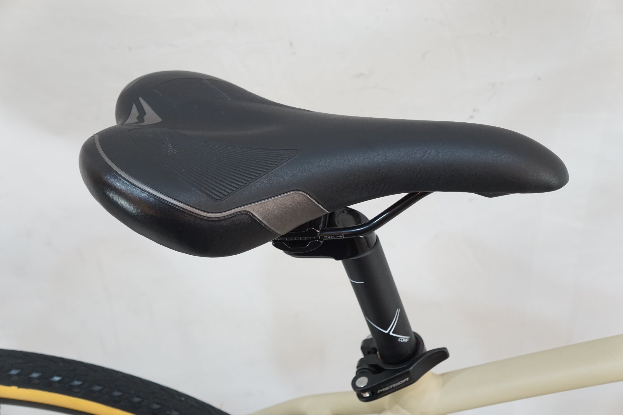 MERIDA 「メリダ」 CROSSWAY 300-D 2021年モデル クロスバイク / バイチャリ浦和ベース