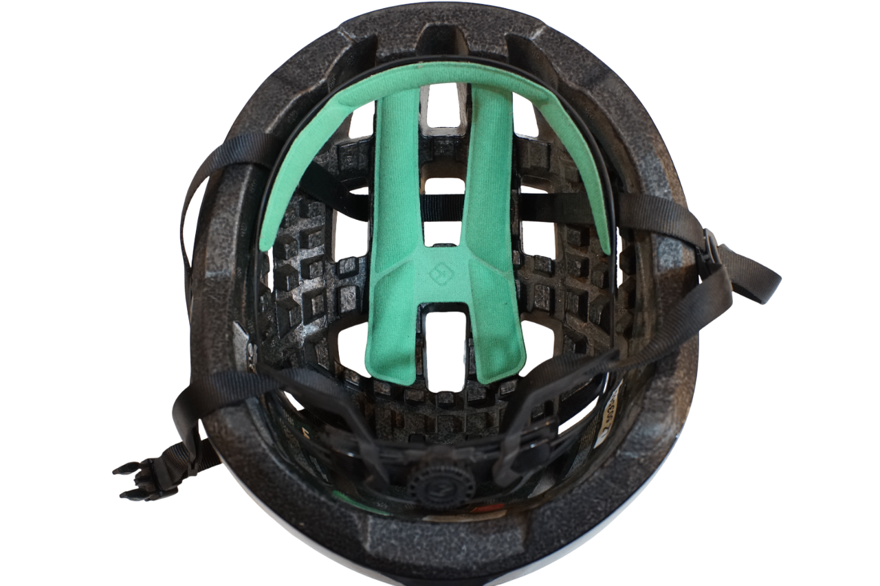 LAZER 「レーザー」 LZH-S101R 54-61cm ヘルメット / バイチャリ浦和ベース