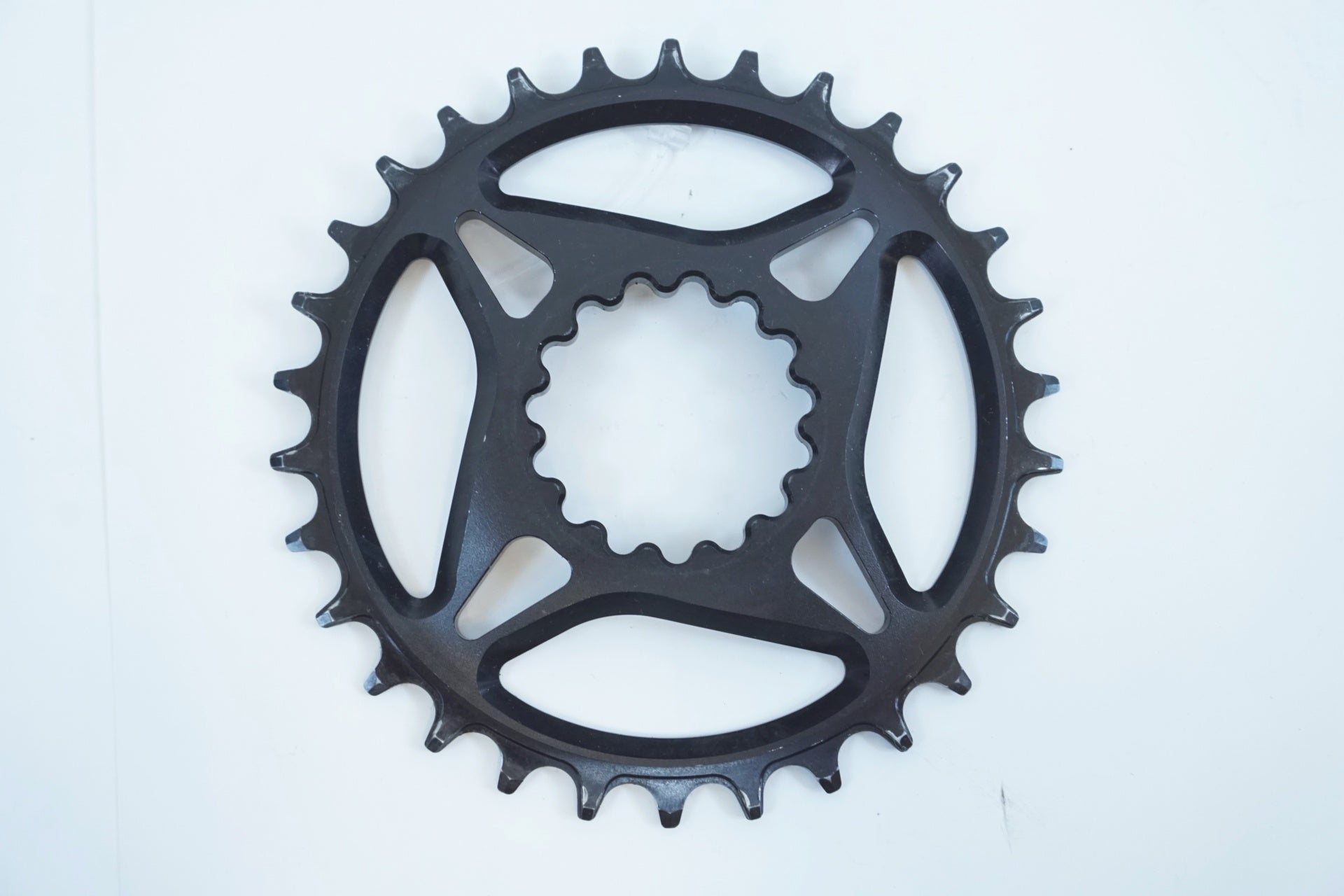 E-THIRTEEN 「イーサーティーン」 30T チェーンリング / 有明ガーデン店