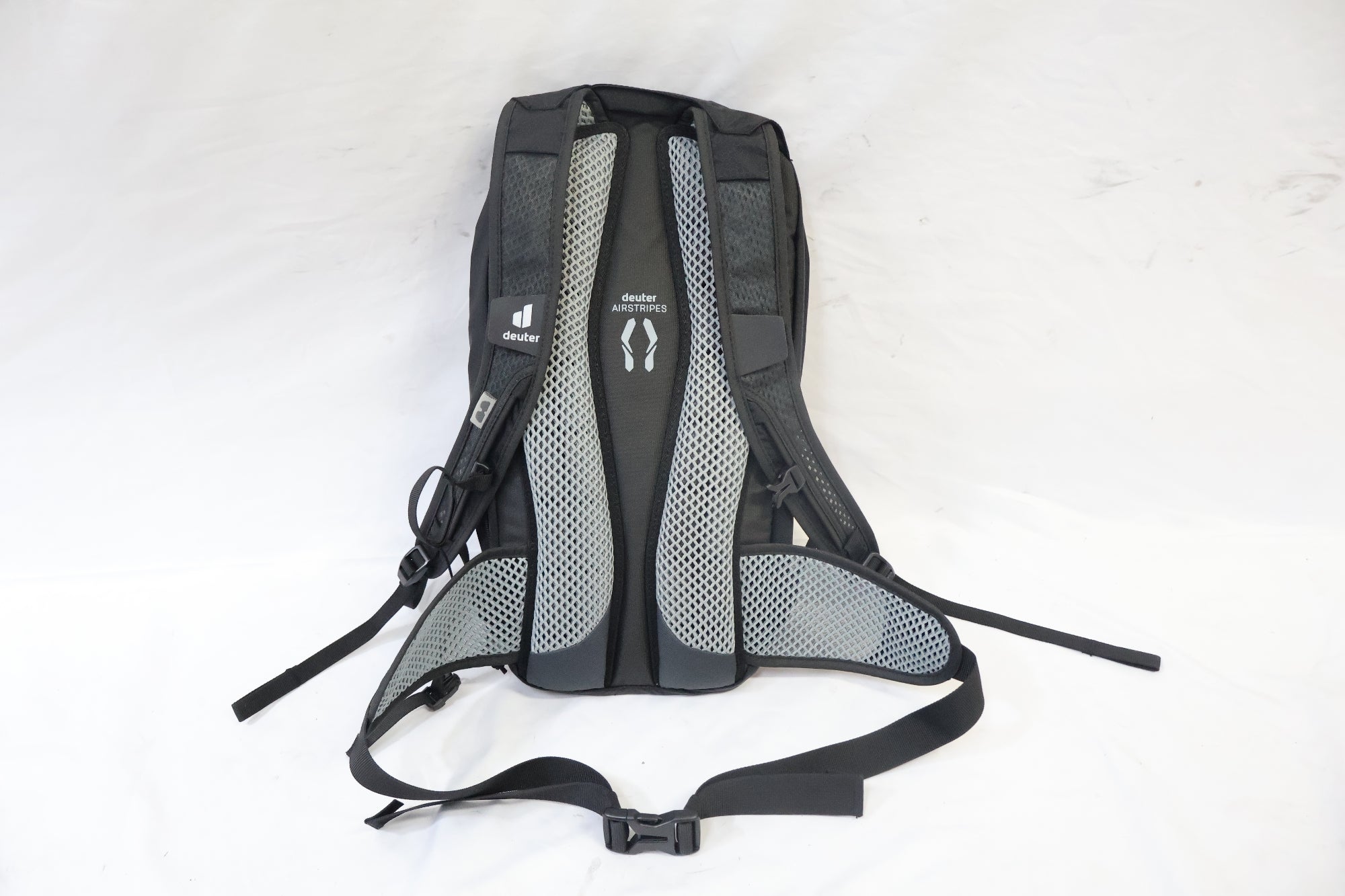 DEUTER 「ドイター」 RACE 12 バッグパック / 高知店
