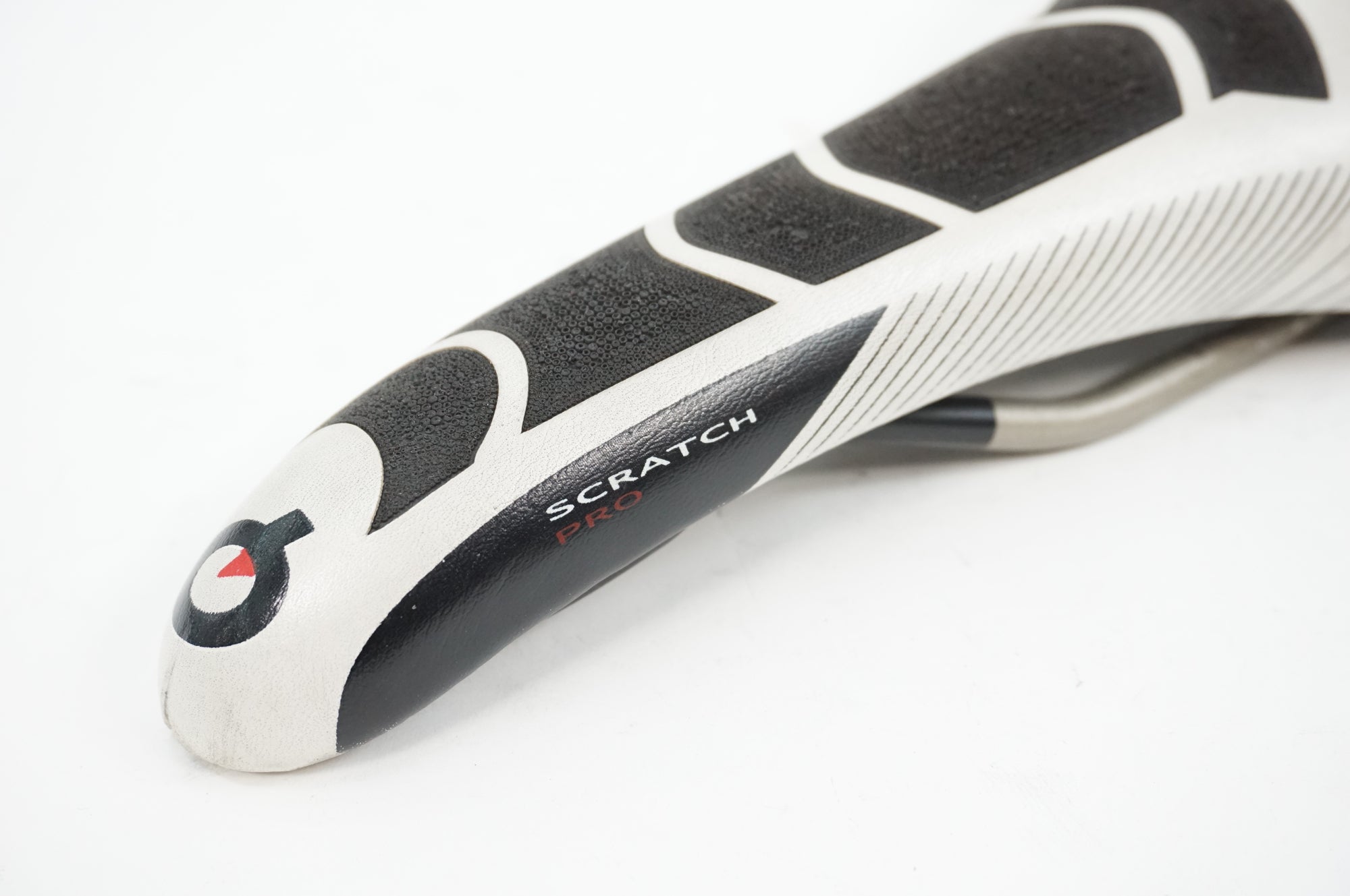 PROLOGO 「プロロゴ」 SCRATCH サドル / 川越店