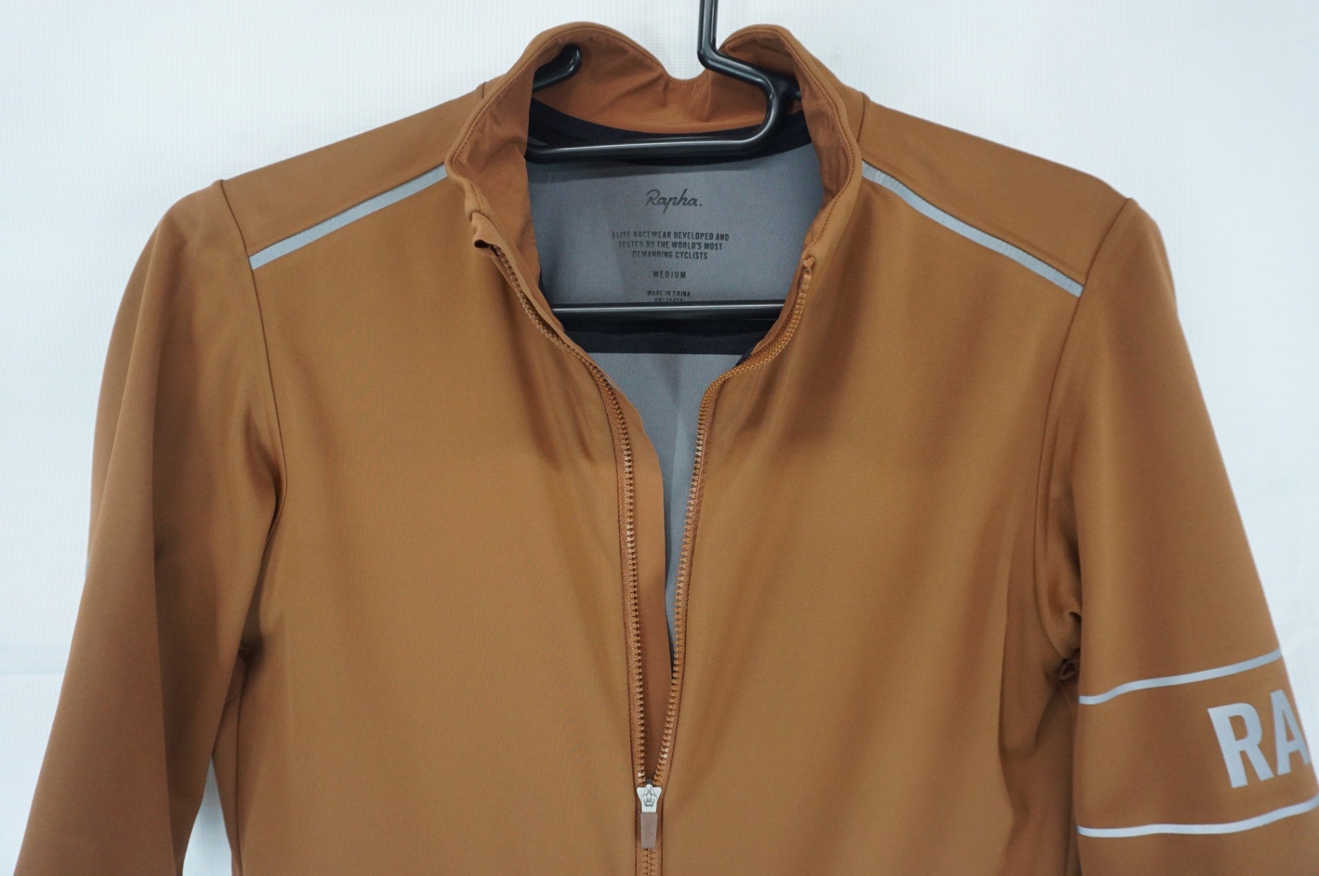 RAPHA 「ラファ」 PRO TEAM INFINIUM Mサイズ ジャージ / 阪急塚口店