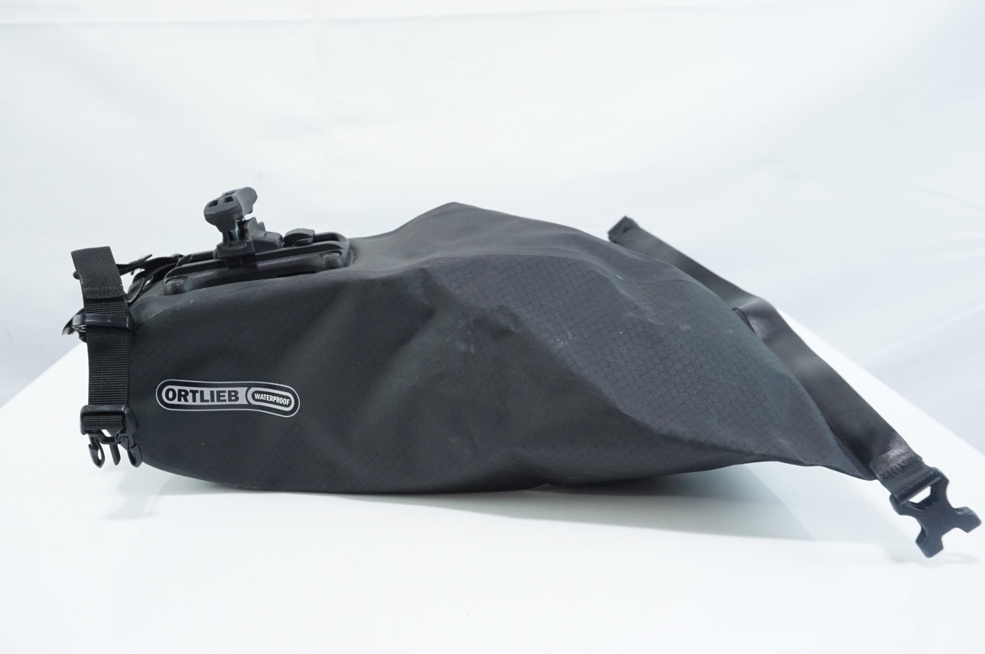 ORTLIEB 「オルトリーブ」サドルバッグ2 (4.1L) / 中目黒店