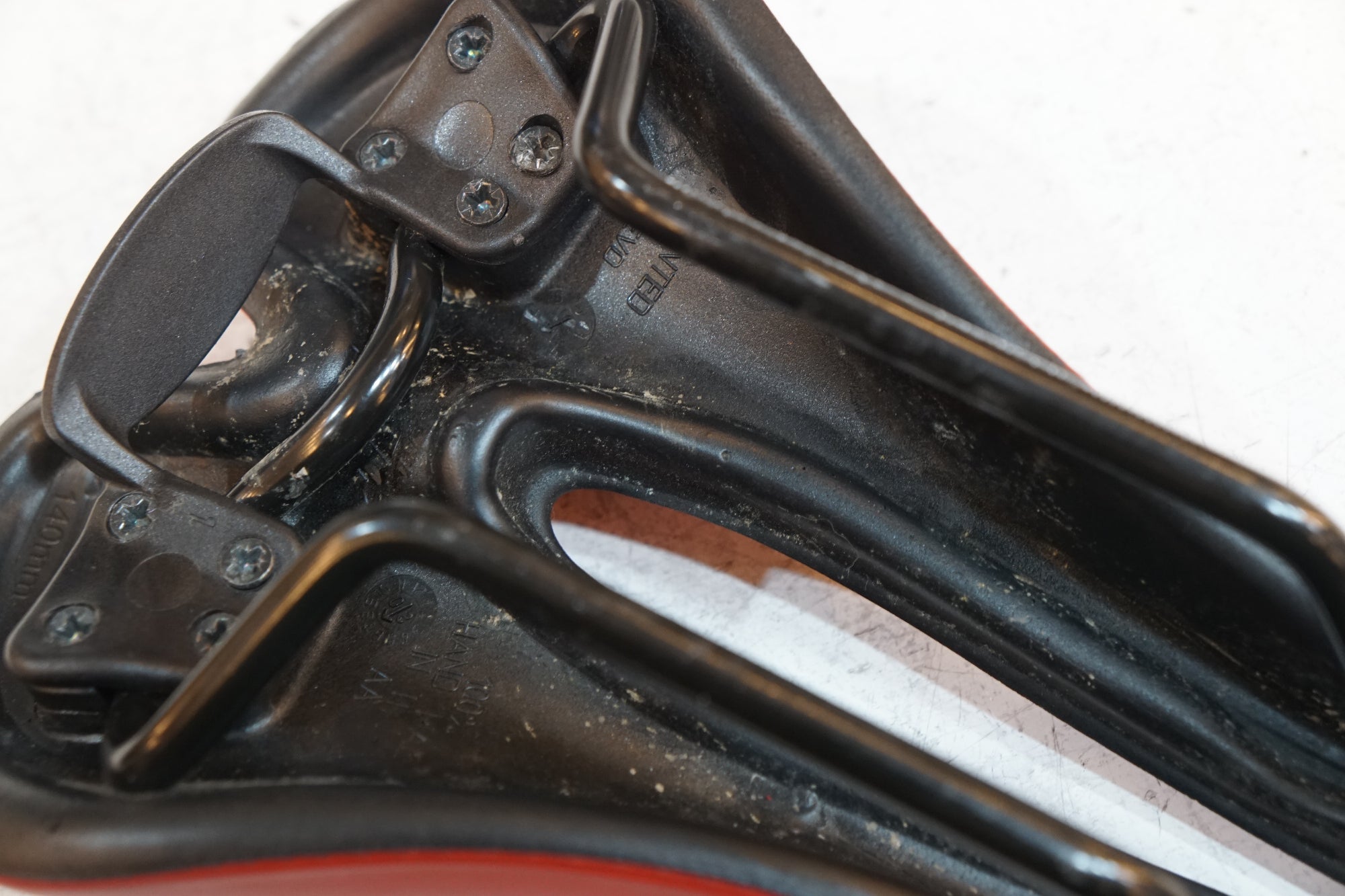 SELLE SMP 「セラ エスエムピー」 EXTRA サドル / バイチャリ浦和ベース