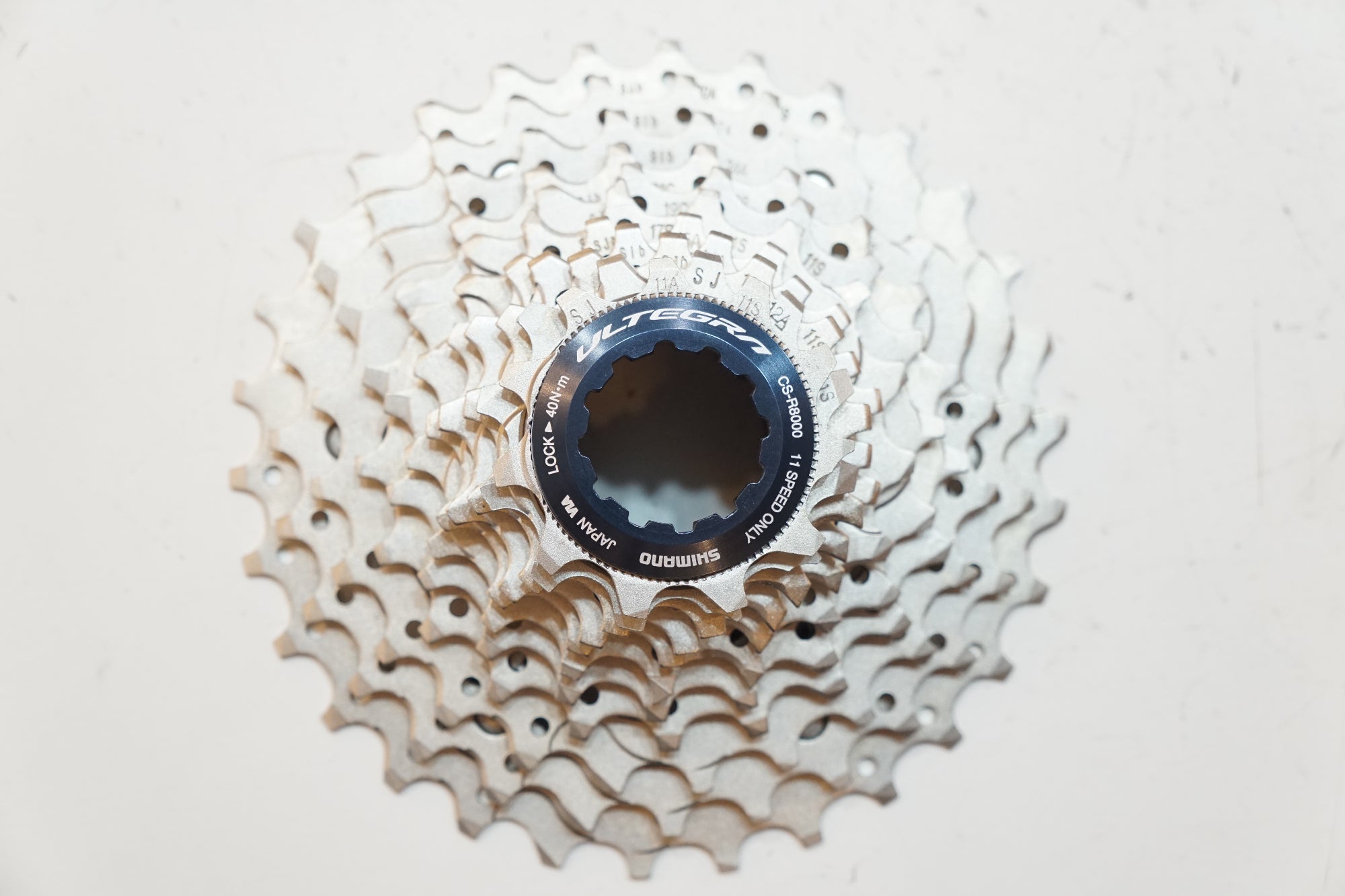 SHIMANO 「シマノ」 ULTEGRA CS-R8000 11S 11-30T スプロケット