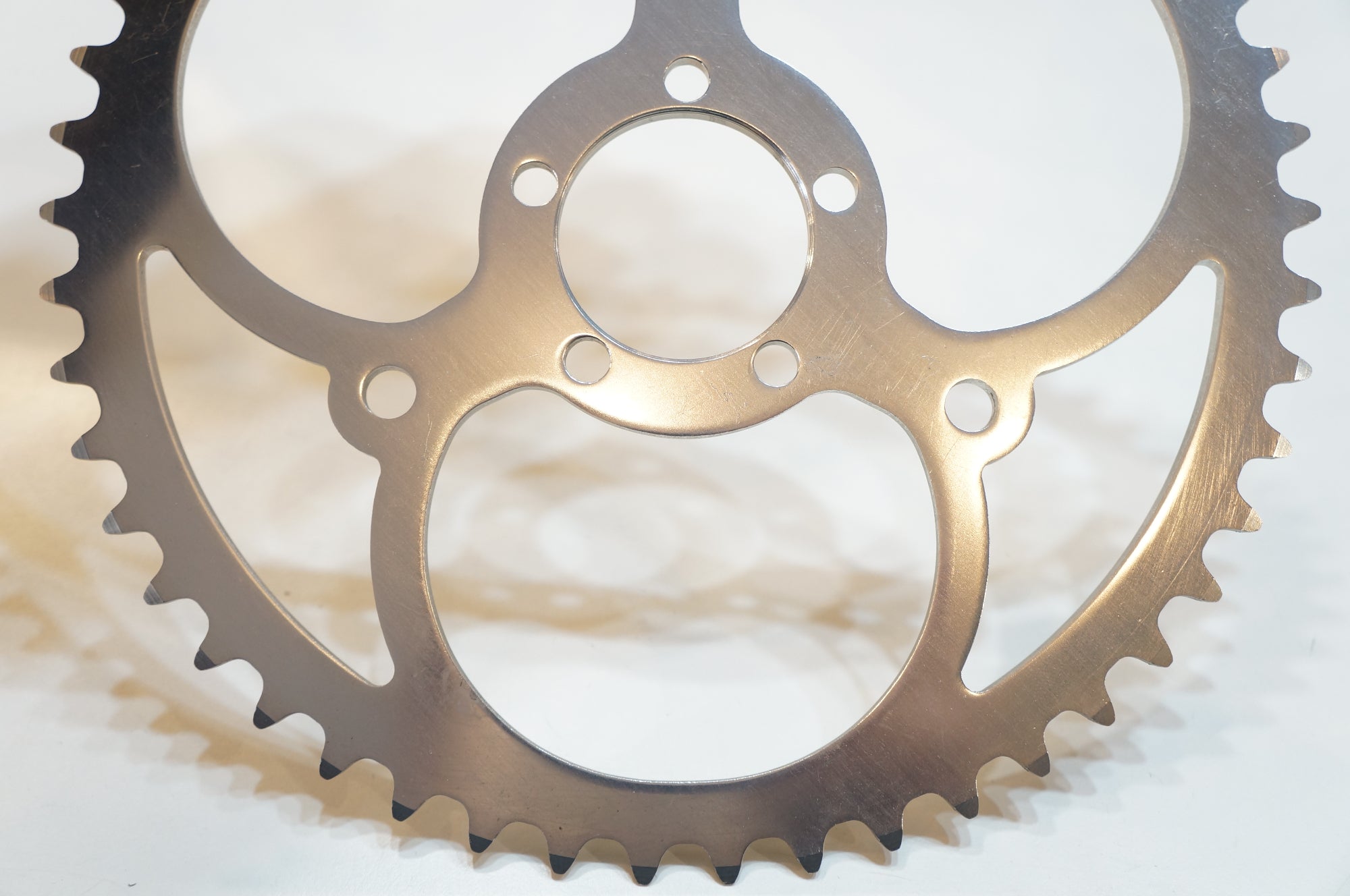 SUGINO 「スギノ」 PRO DYNAMIC 49T チェーンリング / バイチャリ浦和ベース