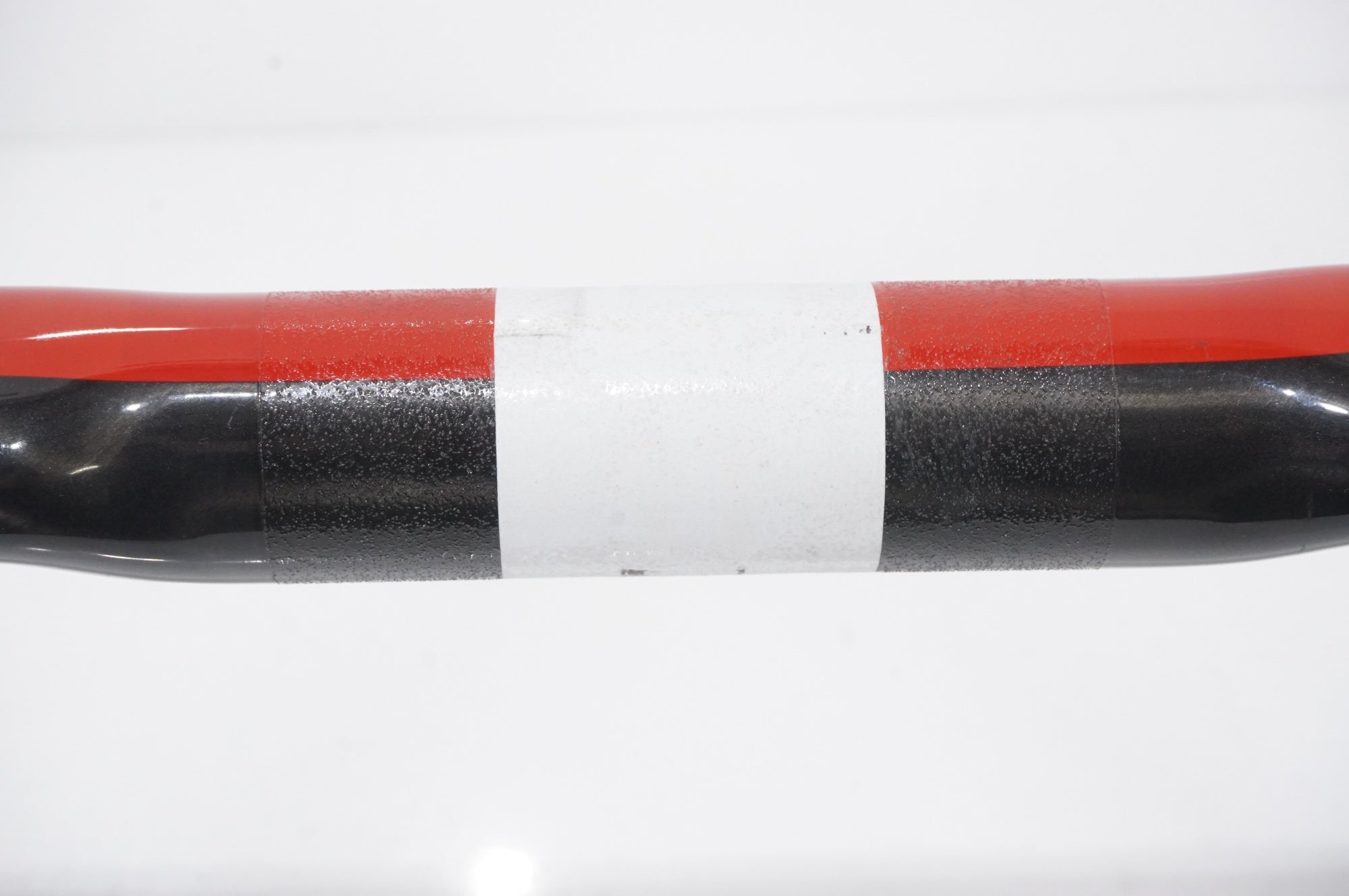 3T 「スリーティー」 ERGONOVA TEAM φ31.8 420mm カーボンハンドル / AKIBA店