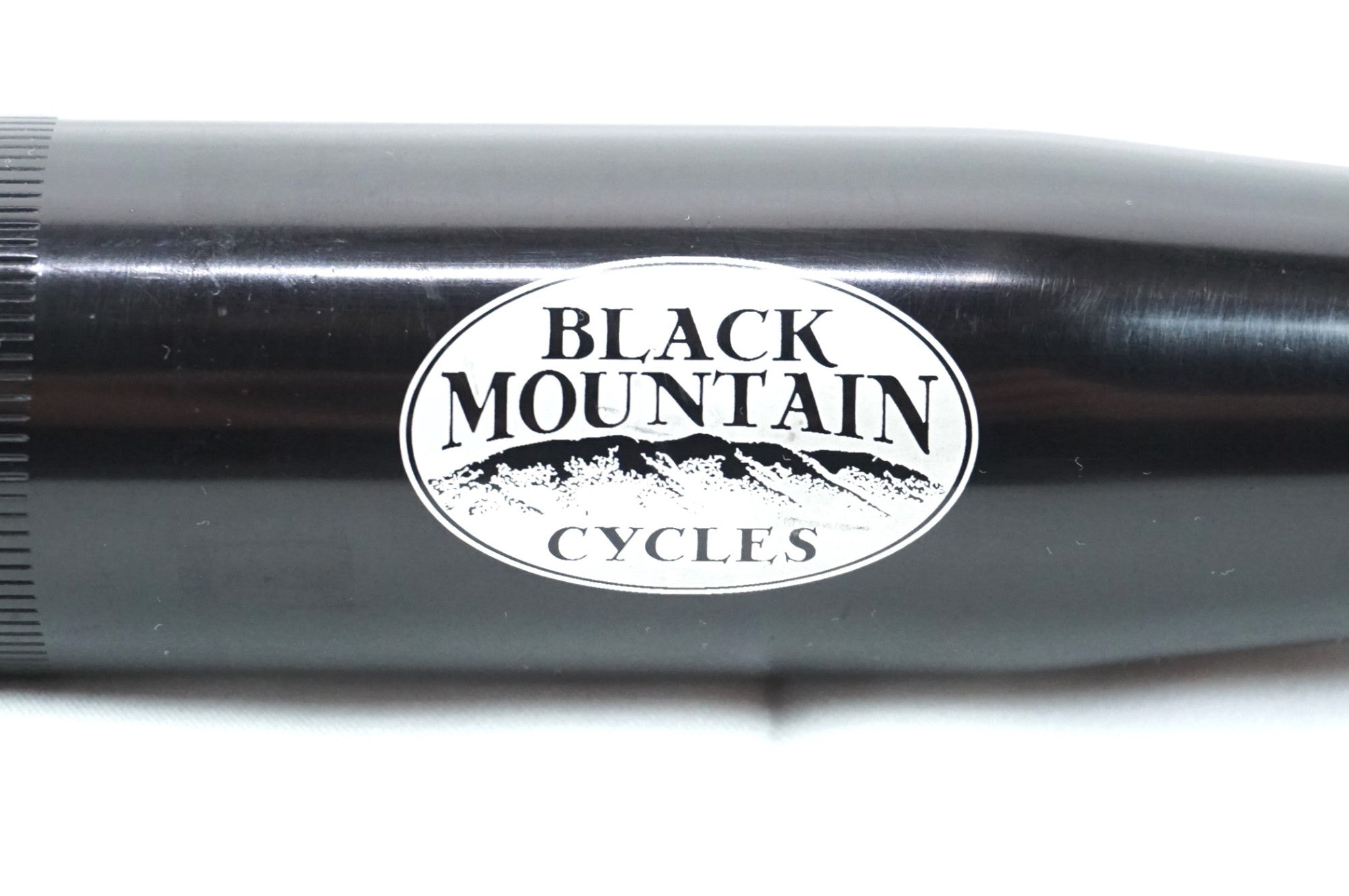 BLACK MOUNTAIN CYCLES 「ブラックマウンテンサイクルズ」 bar none φ31.8 720mm フラットバー / 中目黒店