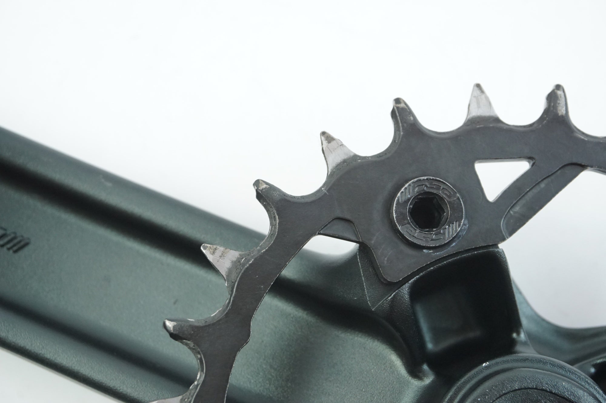 FSA 「エフエスエー」 ALPHA DRIVE 28T 175mm クランクセット / 中目黒店