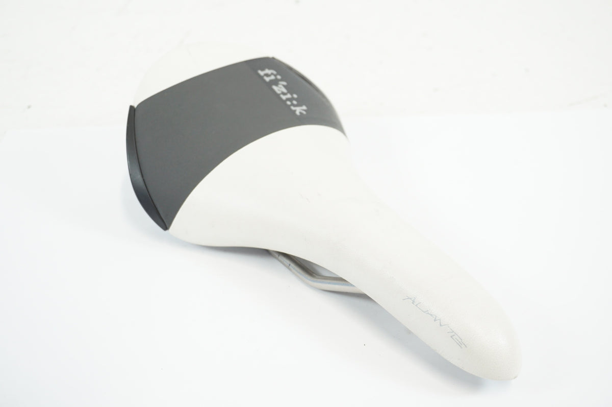 FIZIK 「フィジーク」 ALIANTE R3 サドル / 宇都宮店