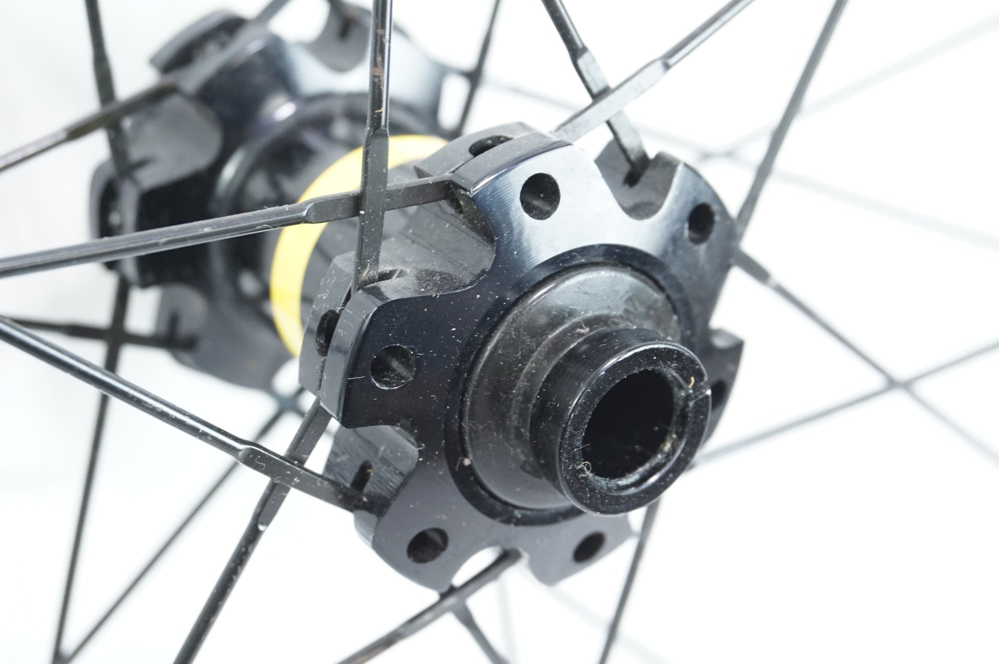 MAVIC 「マヴィック」 AKSIUM DISC シマノ11速 ホイールセット / 中目黒店