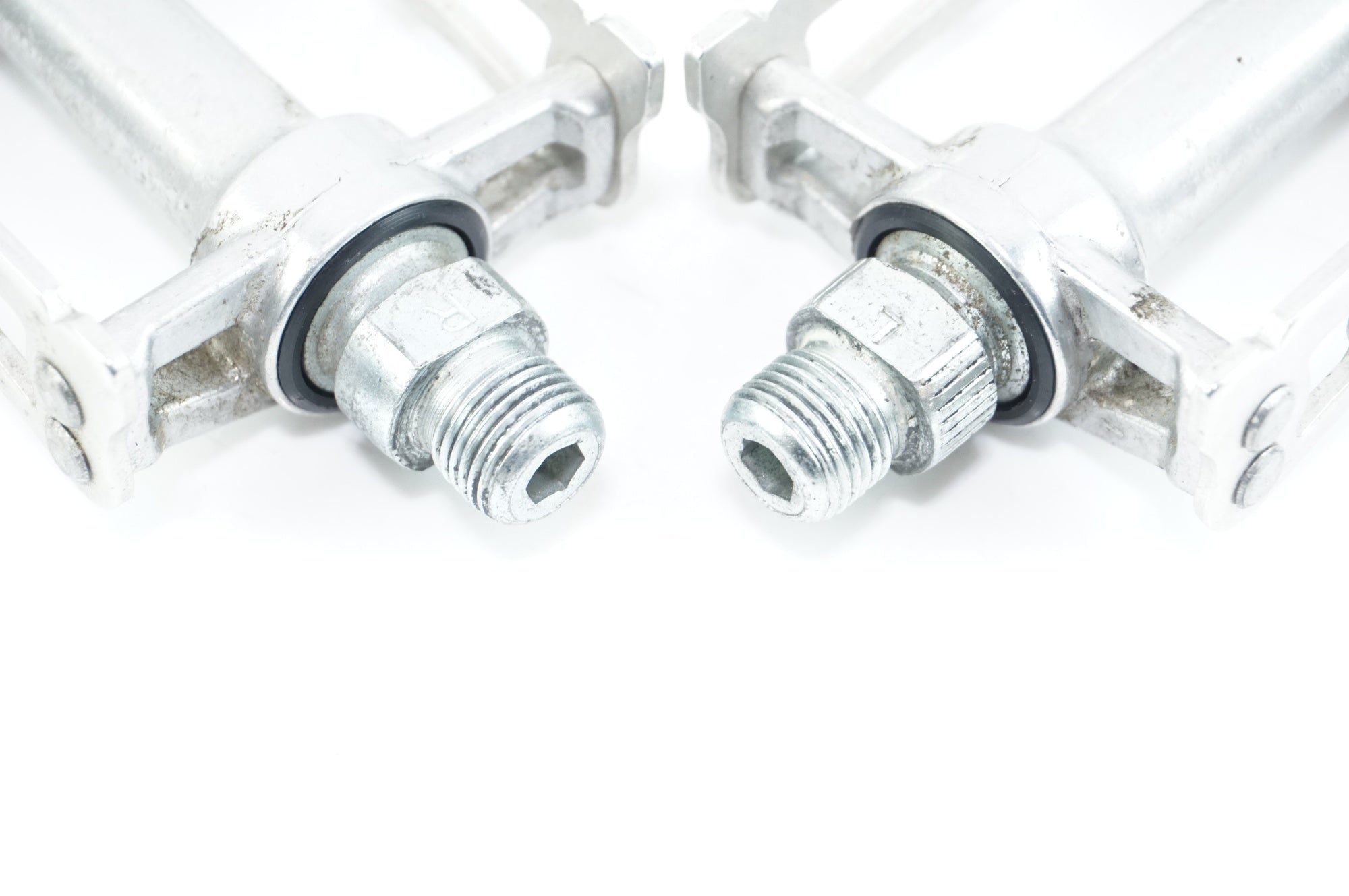 MKS 「ミカシマ」 SYLVAN TRACK フラットペダル / 中目黒店