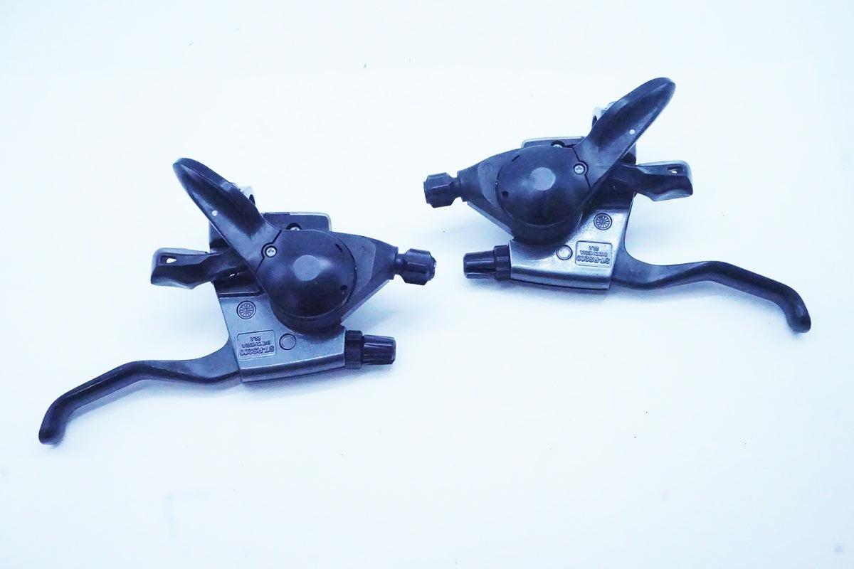 SHIMANO「シマノ」 CLARIS ST-RS200 デュアルコントロールレバー/ 京都西院店