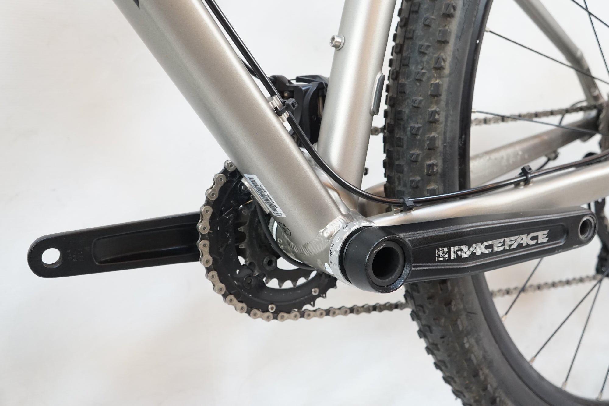 TREK 「トレック」 XCALIBER 8 2019年モデル マウンテンバイク / バイチャリ浦和ベース