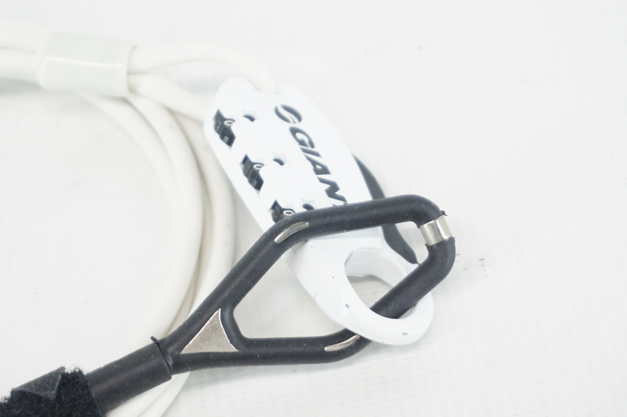 GIANT 「ジャイアント」 ワイヤーロック / 阪急塚口店