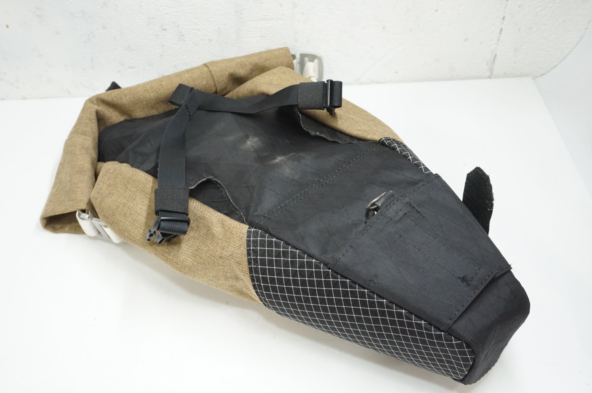 RAWLOW MOUNTAIN WORKS 「レインボーマウンテンワークス」 サドルバッグ / 大宮店