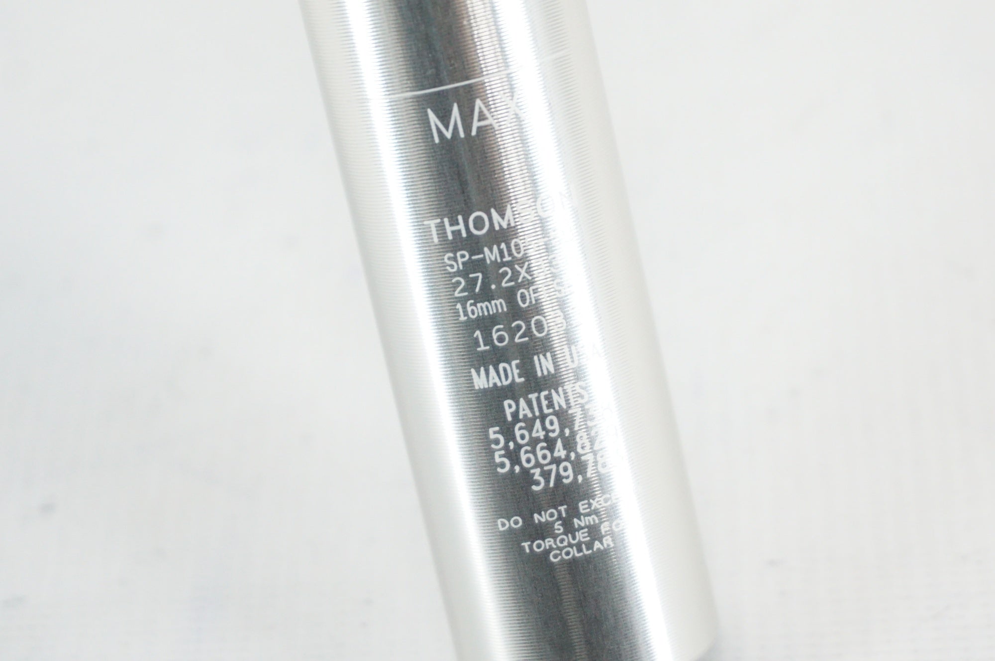 THOMSON 「トムソン」 MASTERPIECE SETBACK Φ27.2 330mm シートポスト / 阪急塚口店