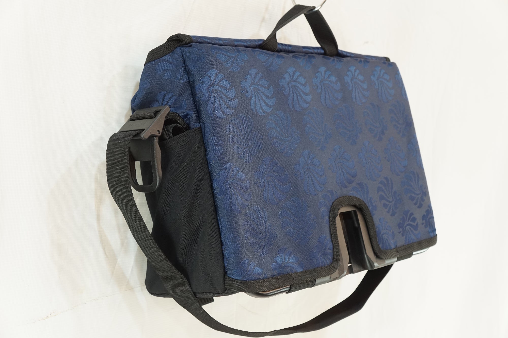 BROMPTON 「ブロンプトン」 Team GB Metro messenger bag/ バイチャリ浦和ベース