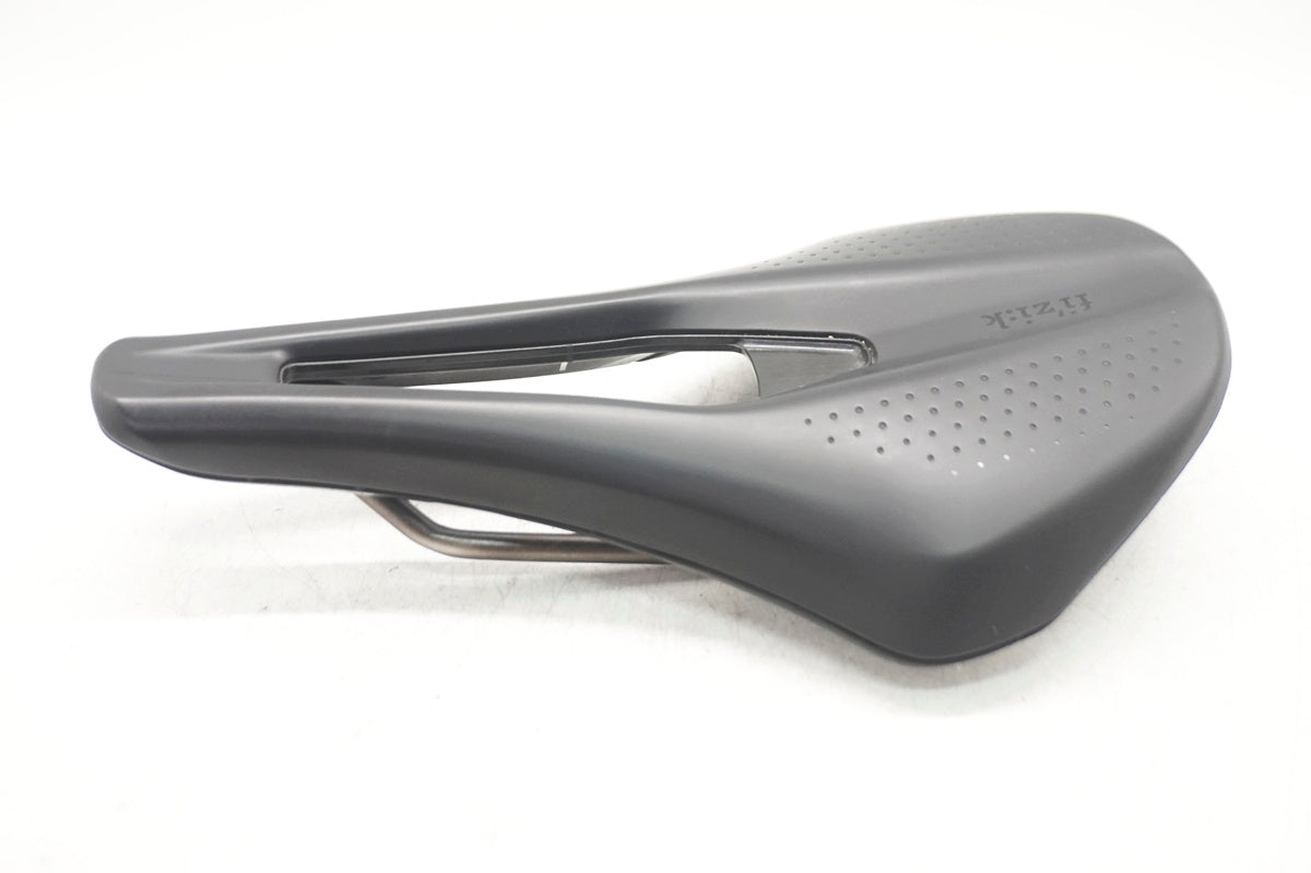 FIZIK 「フィジーク」 ARGO TEMPO R3 KIUM 150mm サドル / 大阪門真店