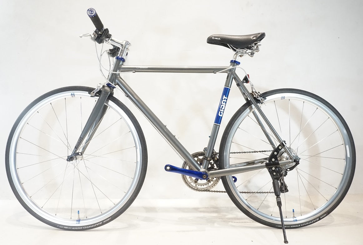 GIANT 「ジャイアント」 TRADIST 2011年モデル クロスバイク / 横浜戸塚店