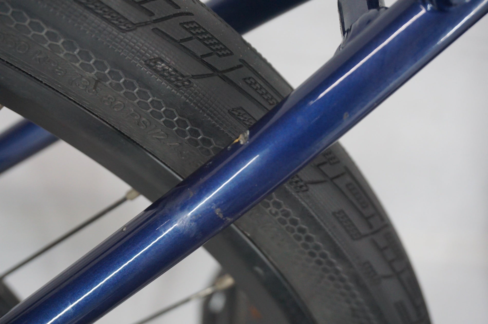 KHODAA BLOOM 「コーダブルーム」 KESIKI 2023年モデル クロスバイク / 阪急塚口店