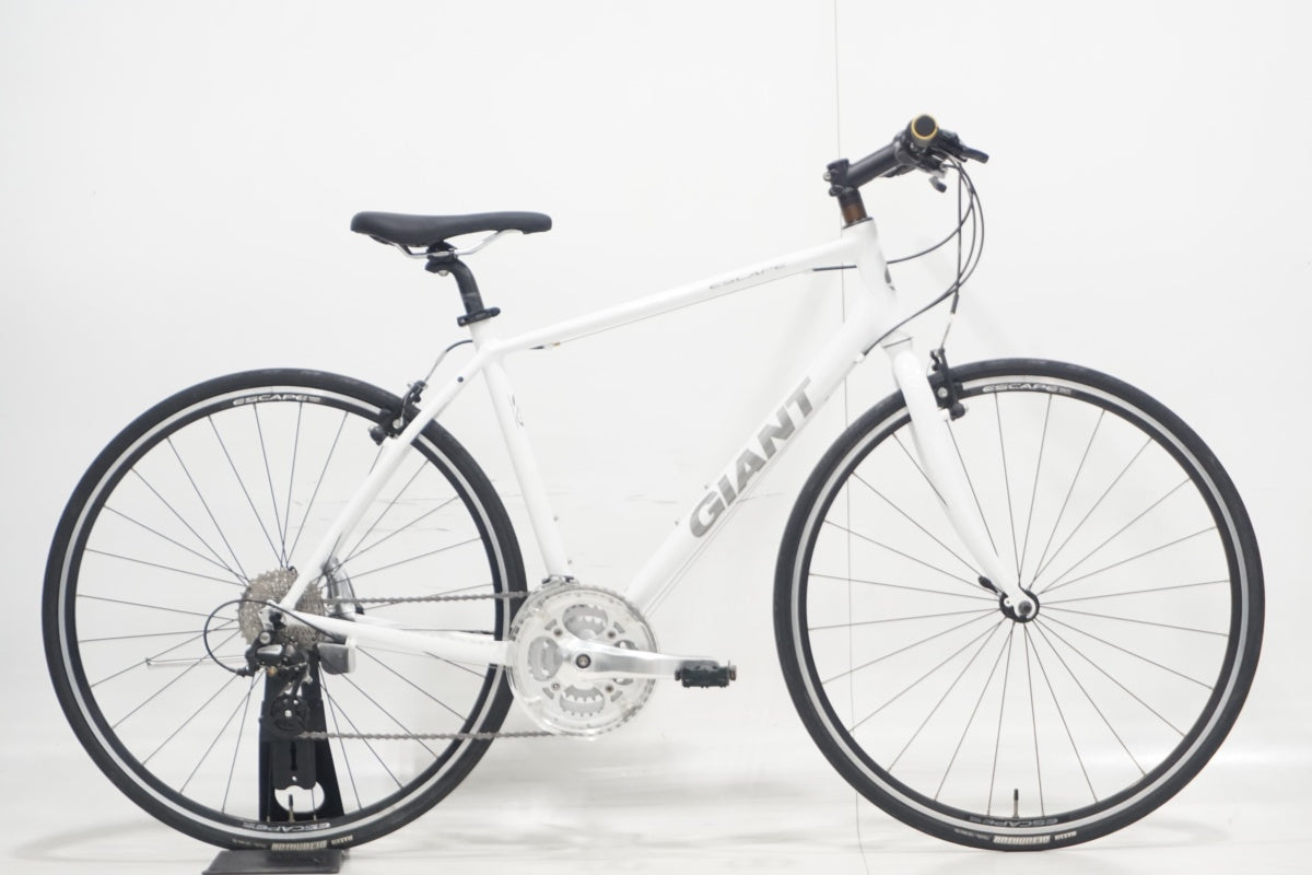 GIANT 「ジャイアント」 ESCAPE R3 2016年モデル クロスバイク / 滋賀大津店
