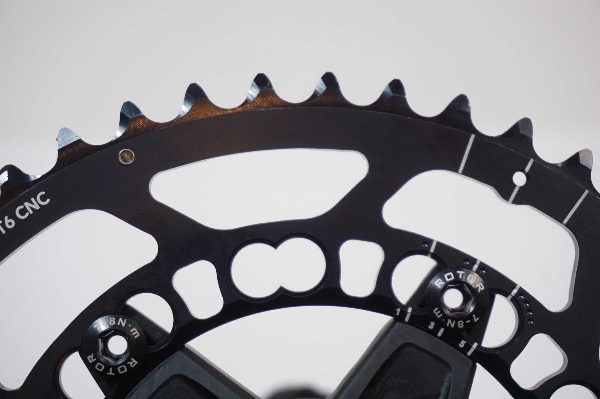 ROTOR 「ローター」 3D+ NOQチェーンリング 46T 170mm クランクセット / 世田谷店
