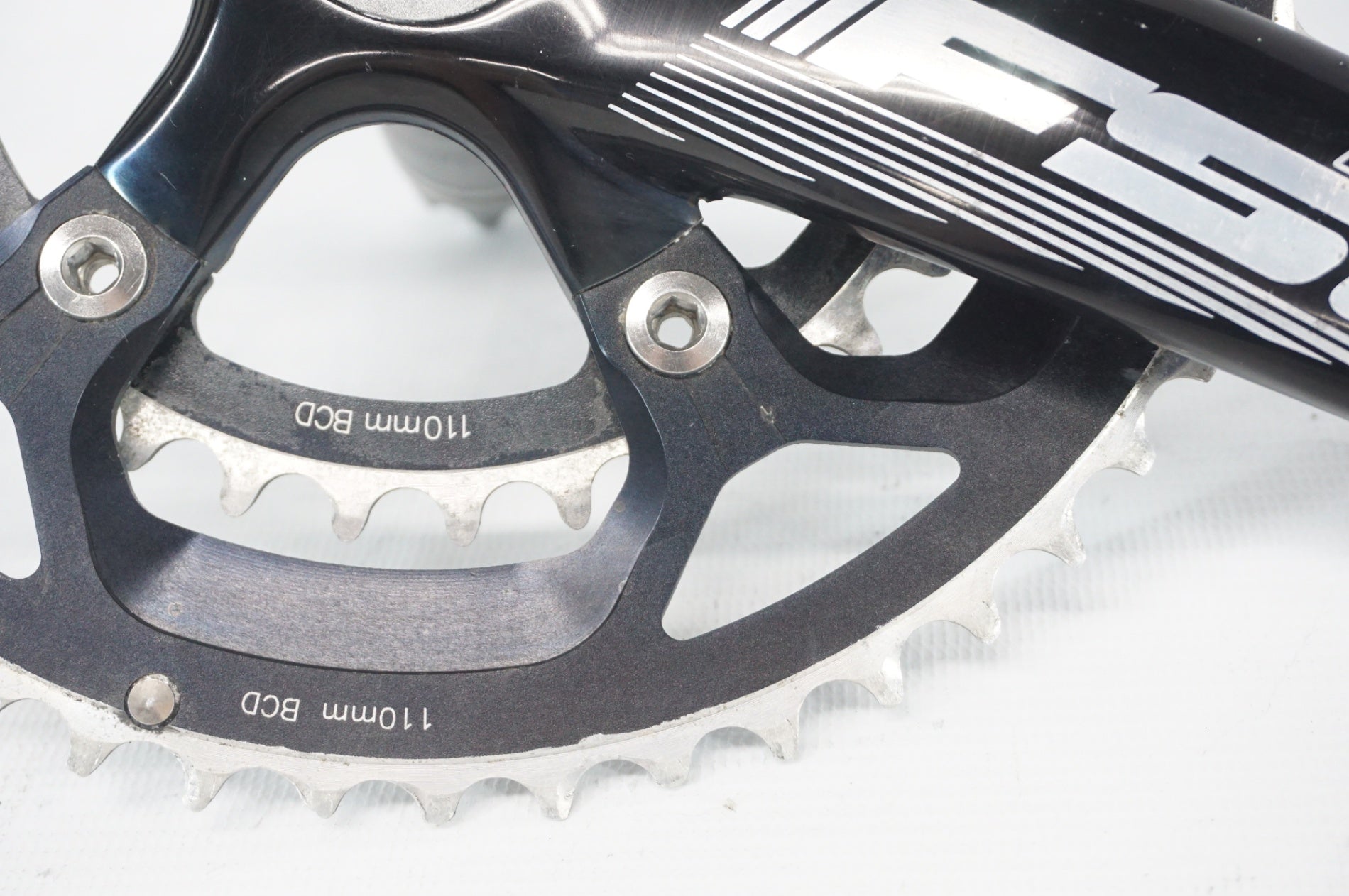 FSA 「エフエスエー」 GOSSAMER BB30 50-34T 170mm クランク / 阪急塚口店