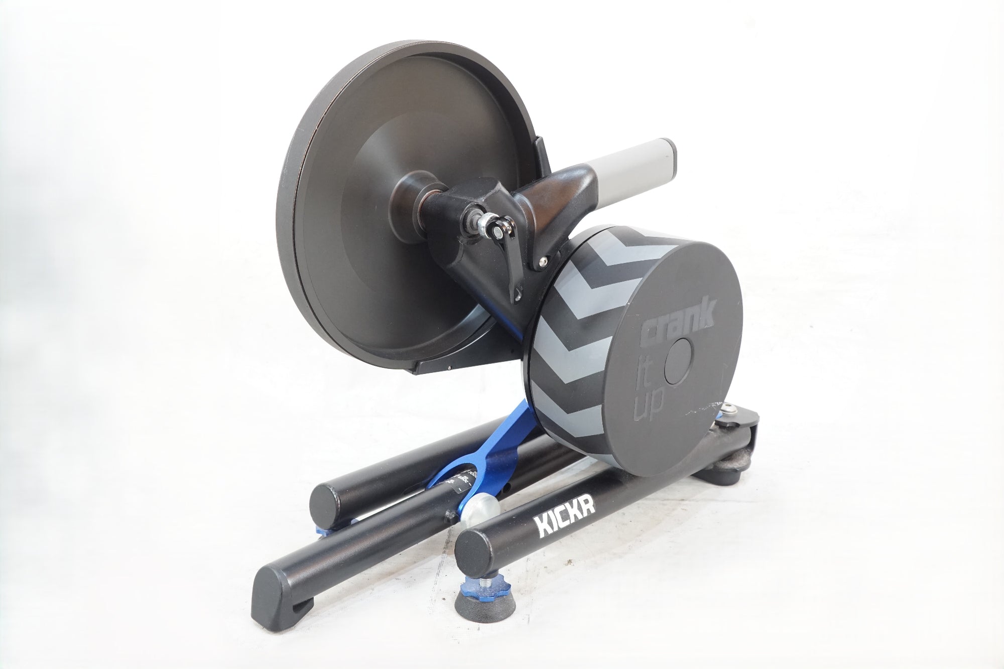 WAHOO 「ワフー」 KICKR V4 WF113 スマートトレーナー / バイチャリ浦和ベース