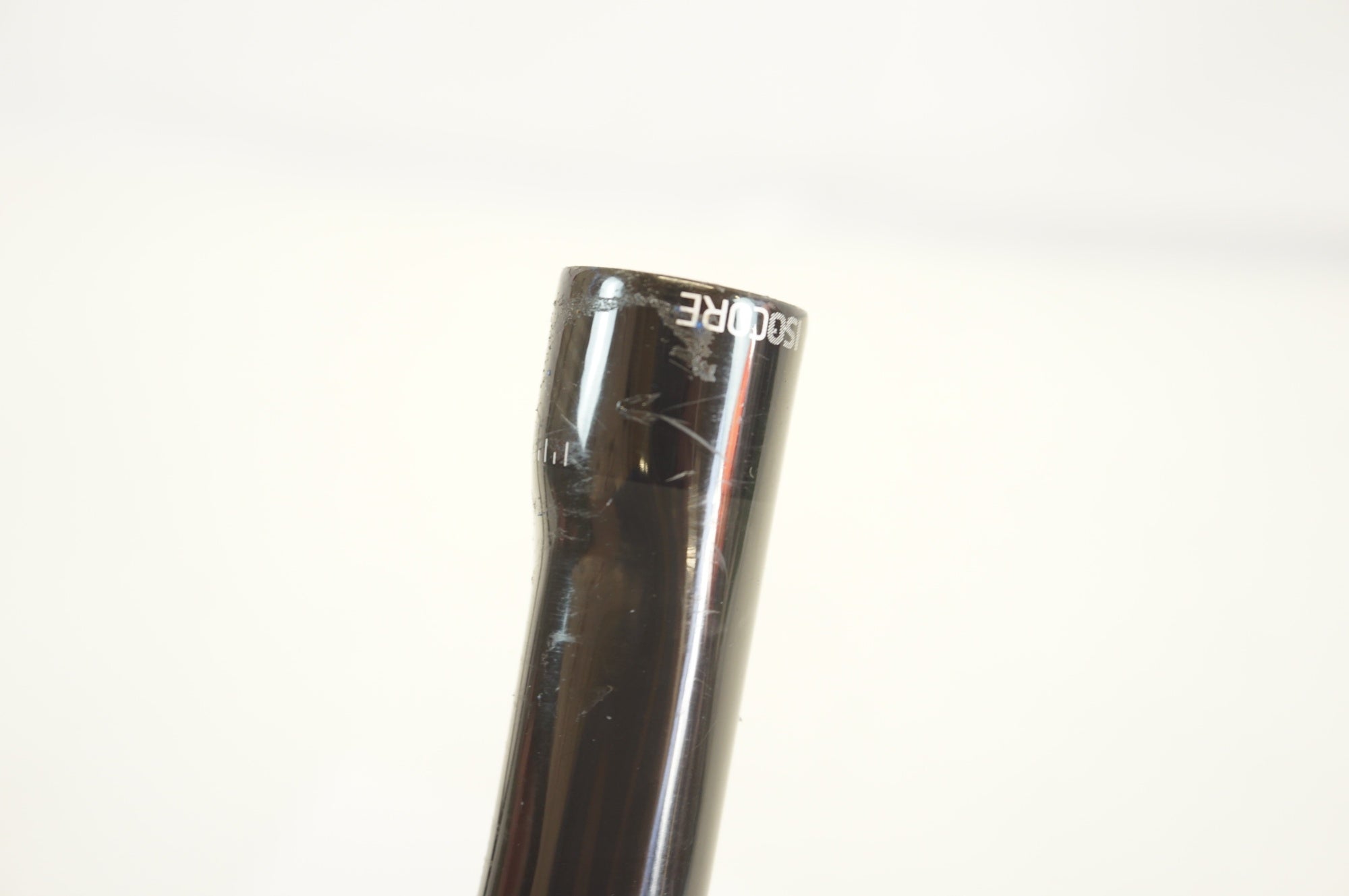 BONTRAGER 「ボントレガー」 ISOCORE PRO VR-CF φ31.8 430mm ハンドル / 宇都宮店