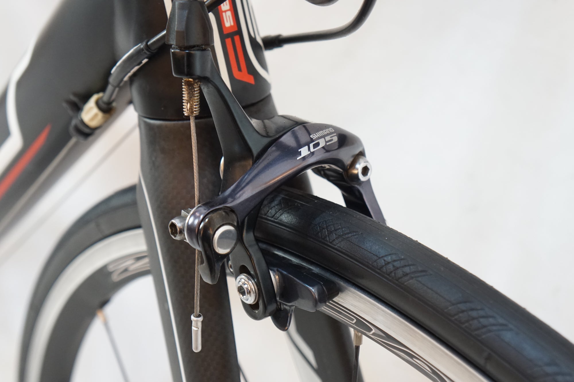 FELT 「フェルト」 F75 2011年モデル ロードバイク / バイチャリ浦和ベース