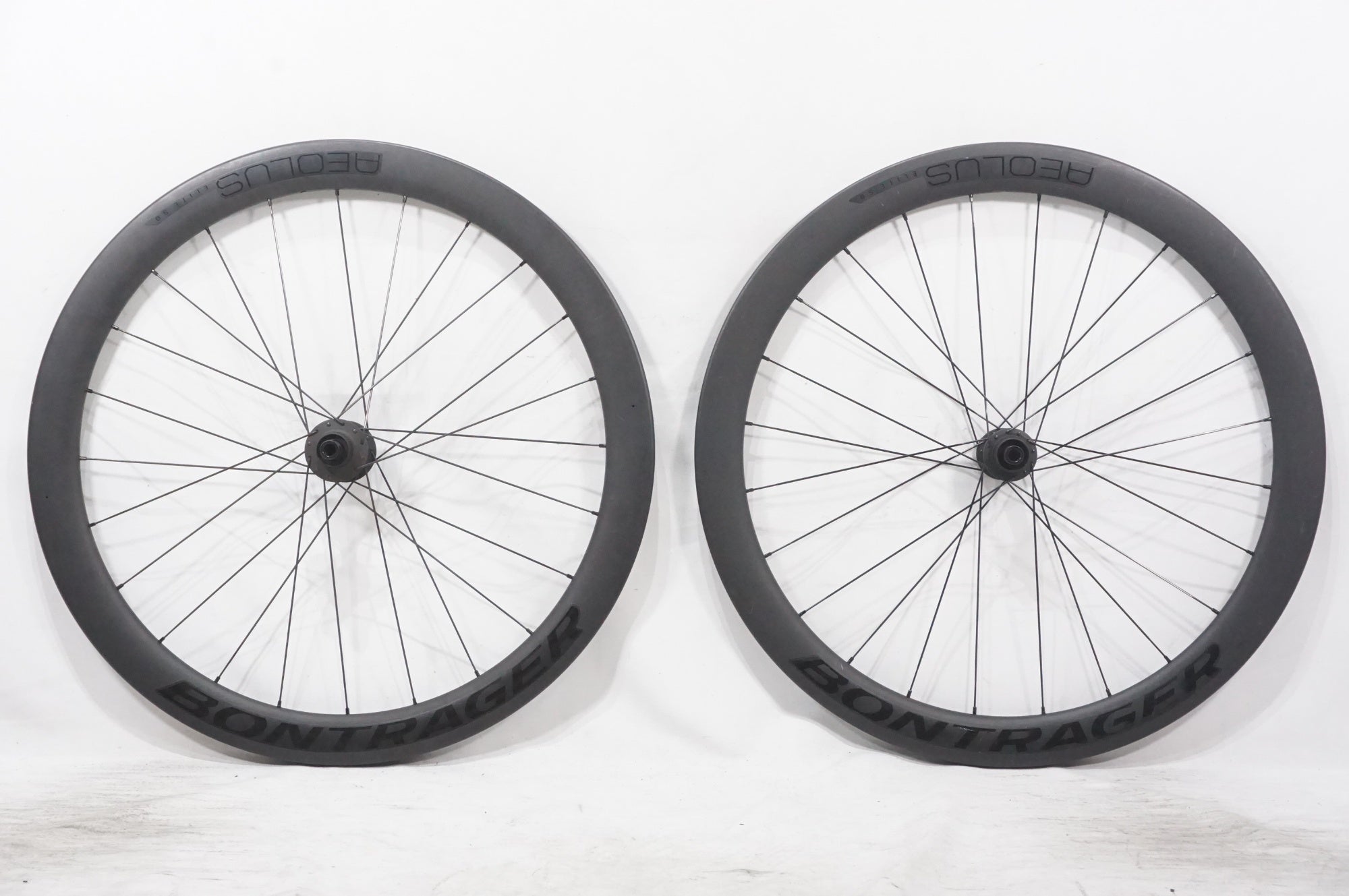 BONTRAGER 「ボントレガー」 AEOLUS ELITE 50 DISC シマノ11速 ホイールセット / AKIBA店