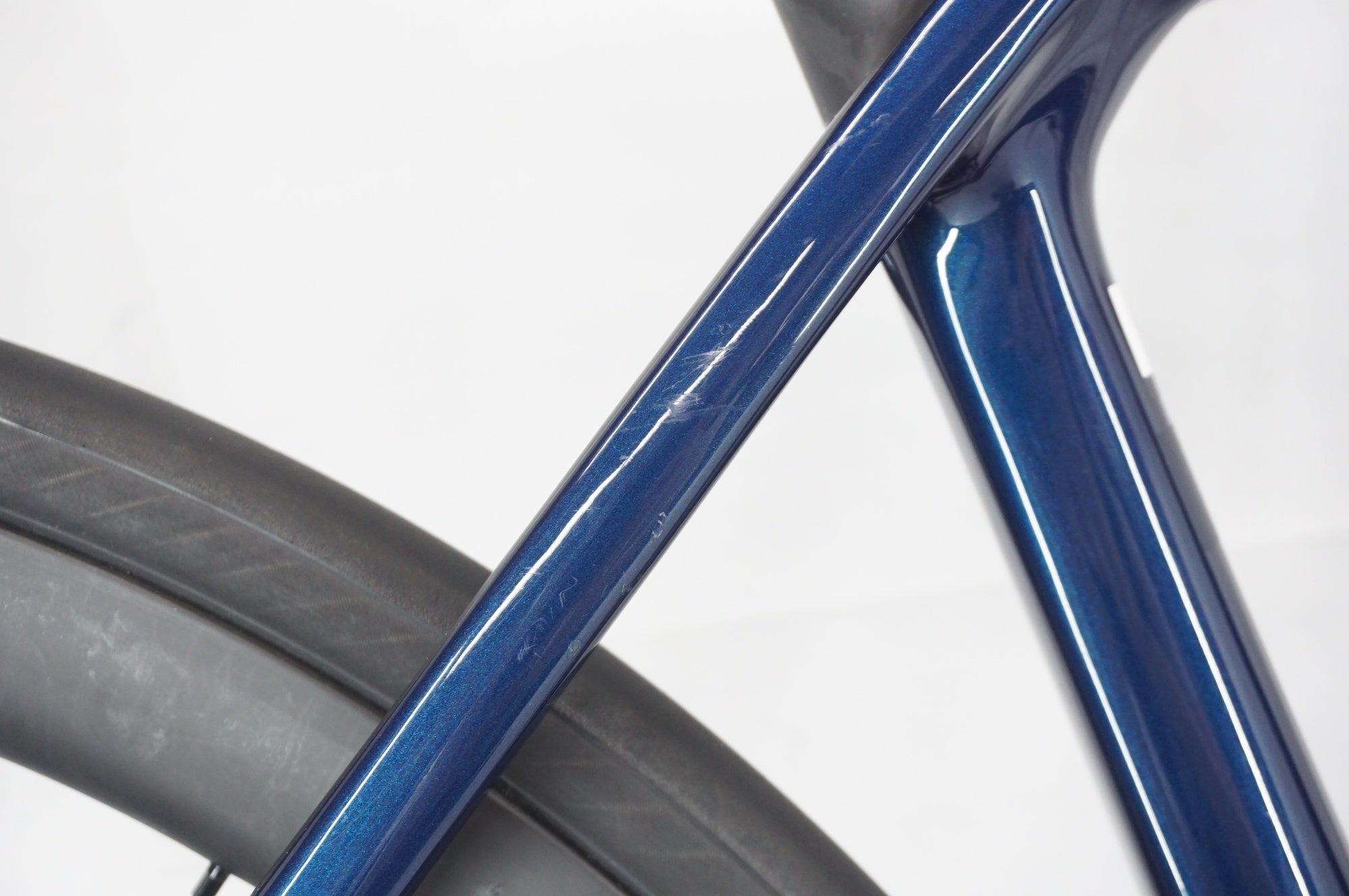 TREK 「トレック」 EMONDA SL7 2022-2023年モデル ロードバイク / 阪急塚口店