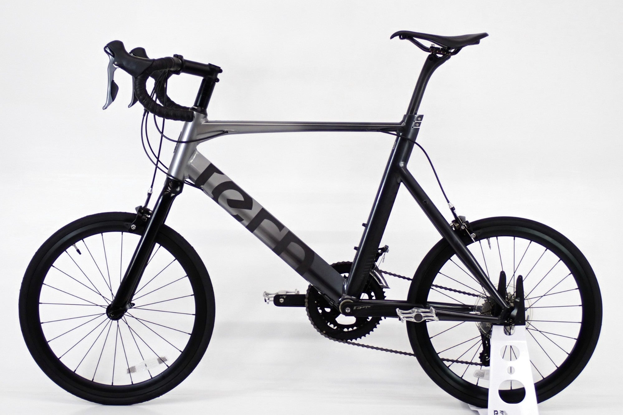 TERN 「ターン」 SURGE 2024年モデル 20インチ ミニベロ / 伊勢崎店