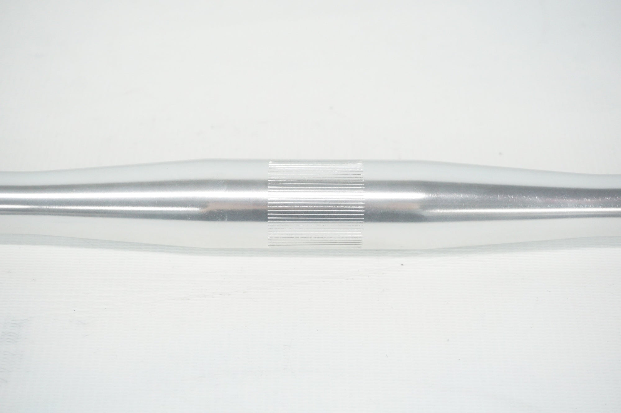 KALLOY 「カロイ」 AL-003 Φ31.8 540mm ハンドル / 阪急塚口店