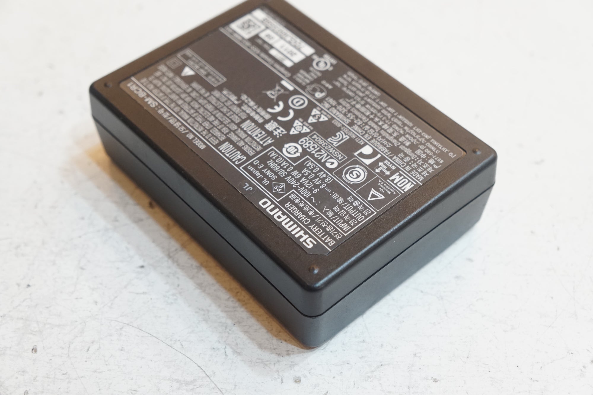 SHIMANO 「シマノ」 SM-BCR1 SM-BCC1-3 外装用充電器 / バイチャリ浦和ベース