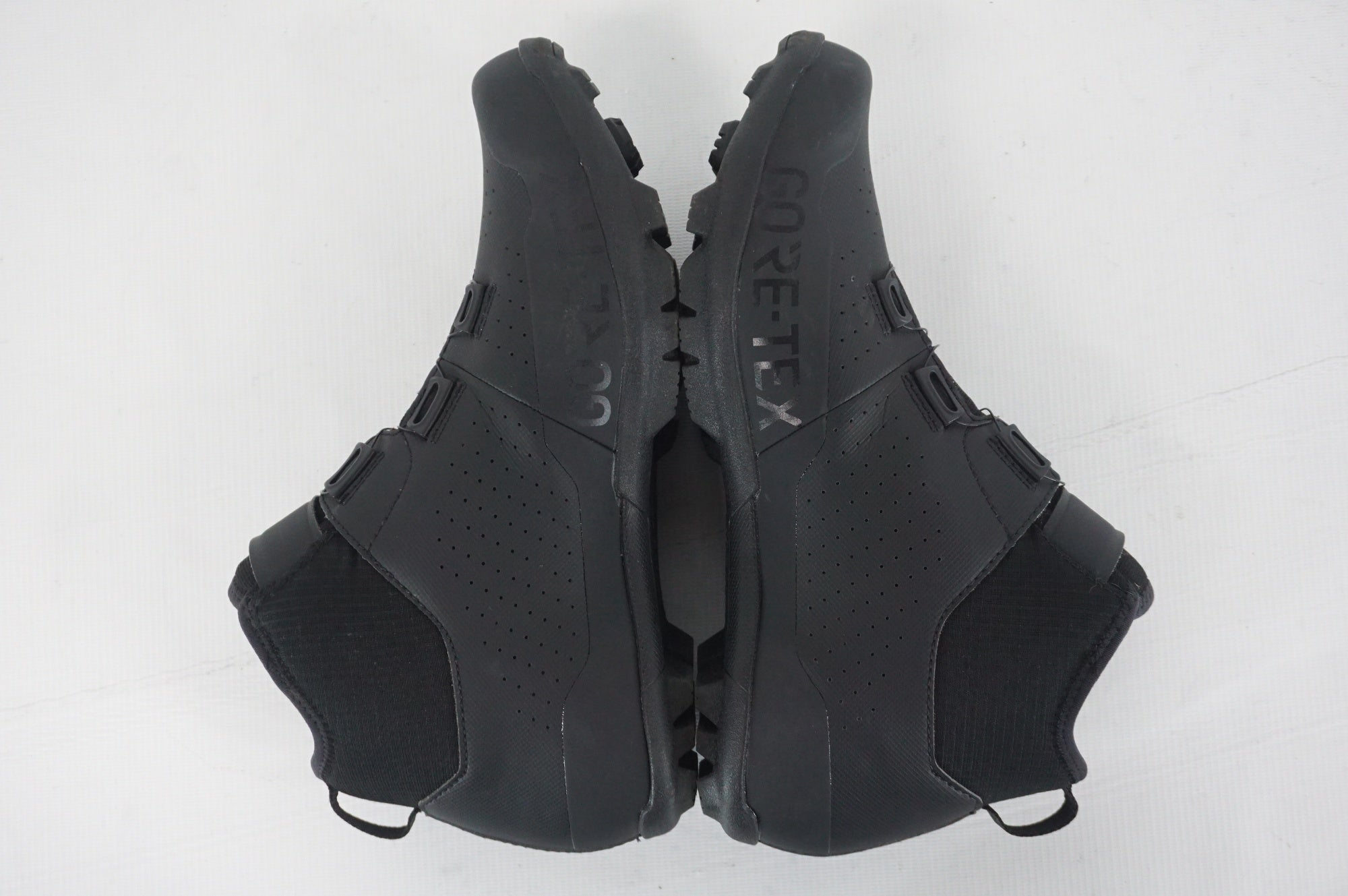 FIZIK 「フィジーク」 TERRA ARTICA GTX 27.7cm シューズ / 阪急塚口店