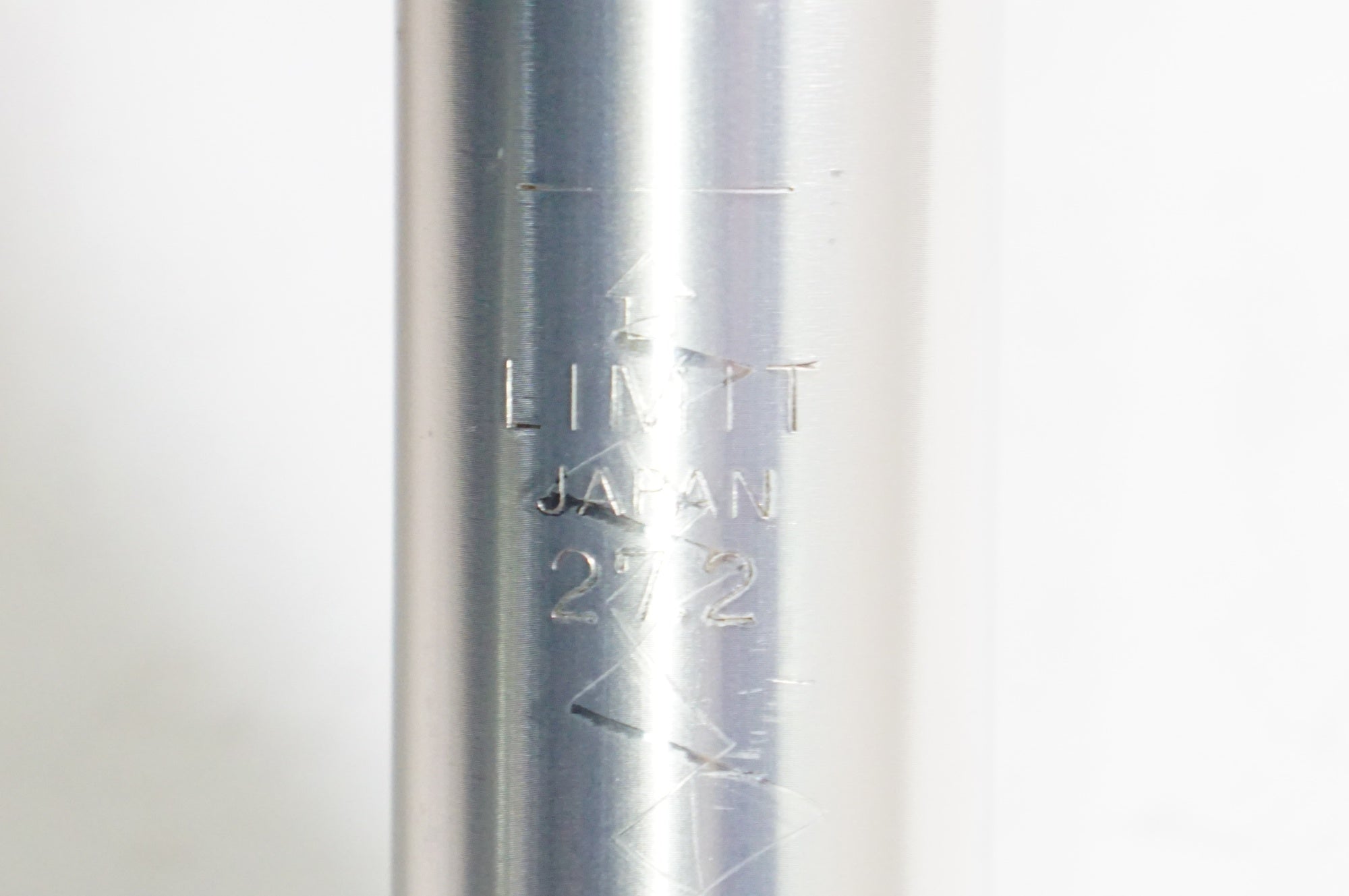 SUNTOUR 「サンツアー」 SUPERBE PRO NJS φ27.2 250mm シートポスト / 熊谷本店