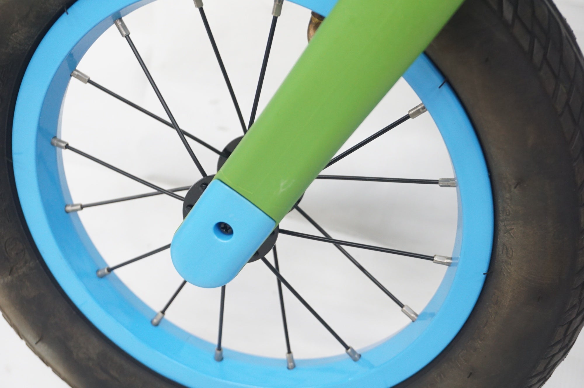 GIANT 「ジャイアント」 PRE PUSH BIKE 2015年モデル 12インチ キッズバイク / 有明ガーデン店