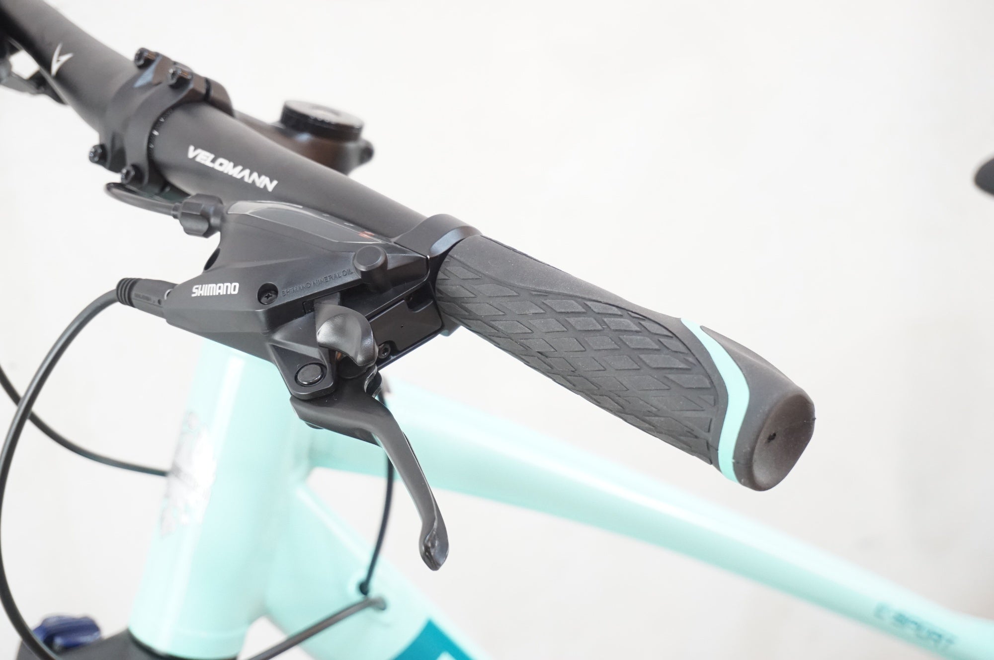 BIANCHI 「ビアンキ」 C-SPORT CROSS DISC 2026年モデル クロスバイク / 浦和ベース